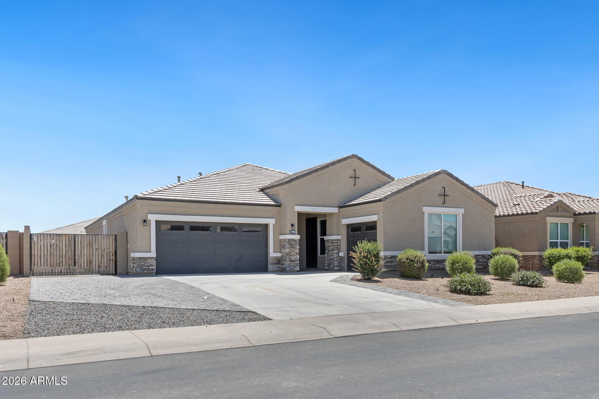 37981 W MONTSERRAT Street