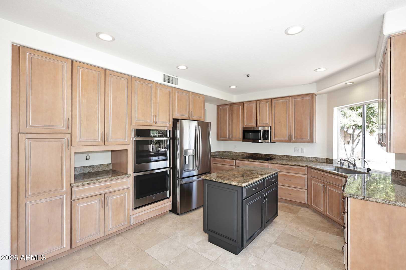 19187 N 94TH Place