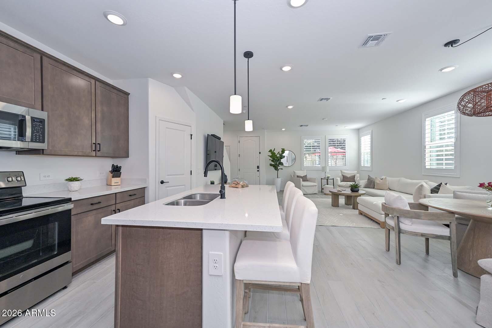2665 S CATHERINE Drive 101
