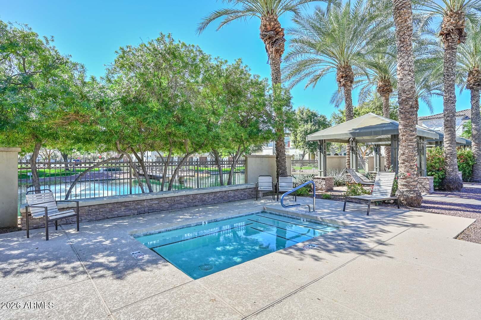 2665 S CATHERINE Drive 101