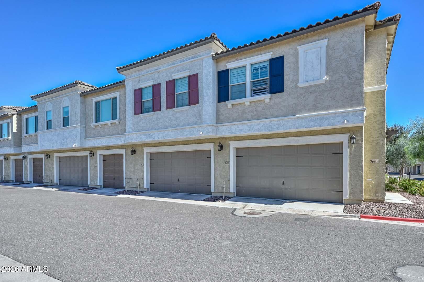 2665 S CATHERINE Drive 101