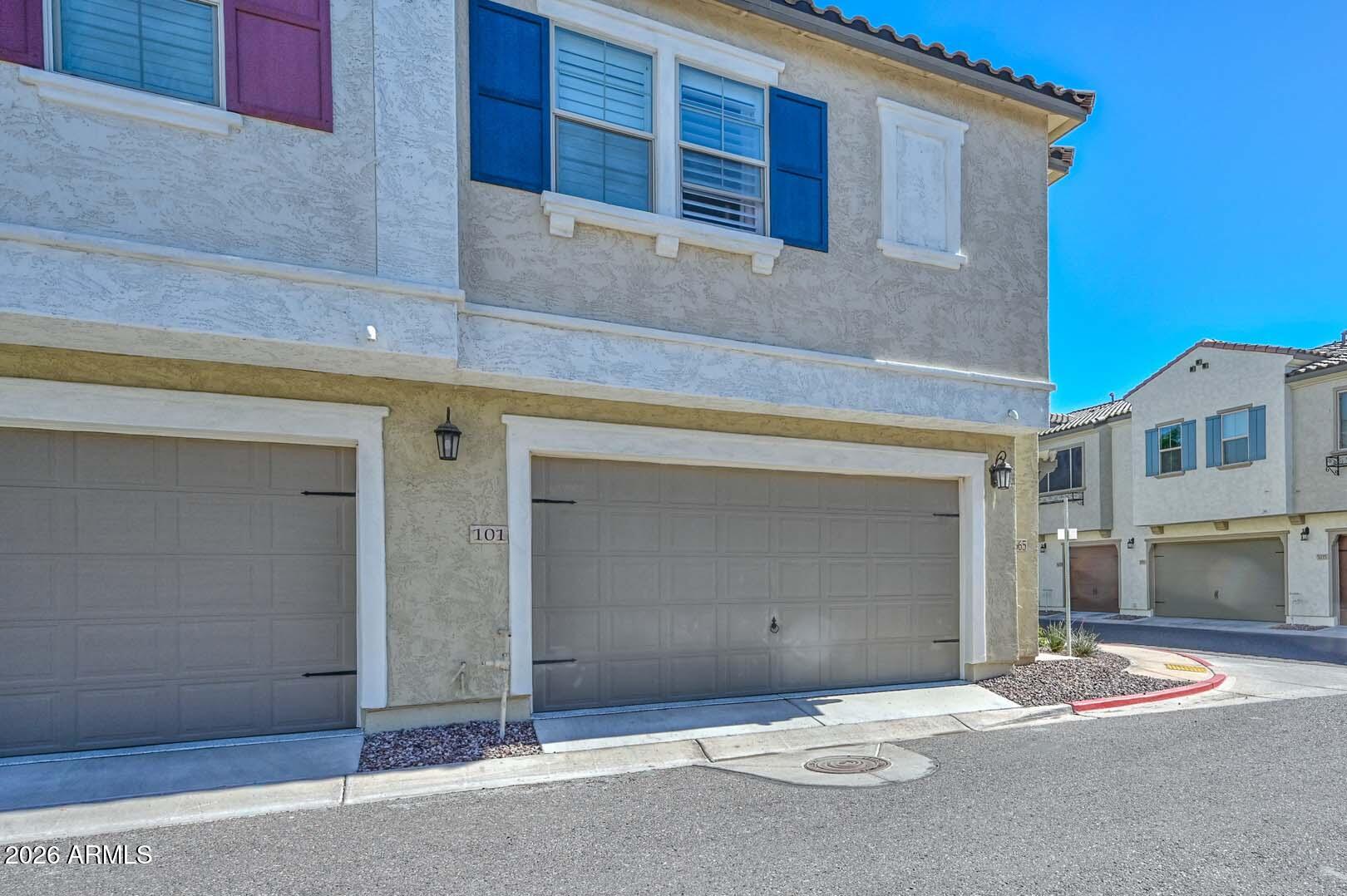 2665 S CATHERINE Drive 101