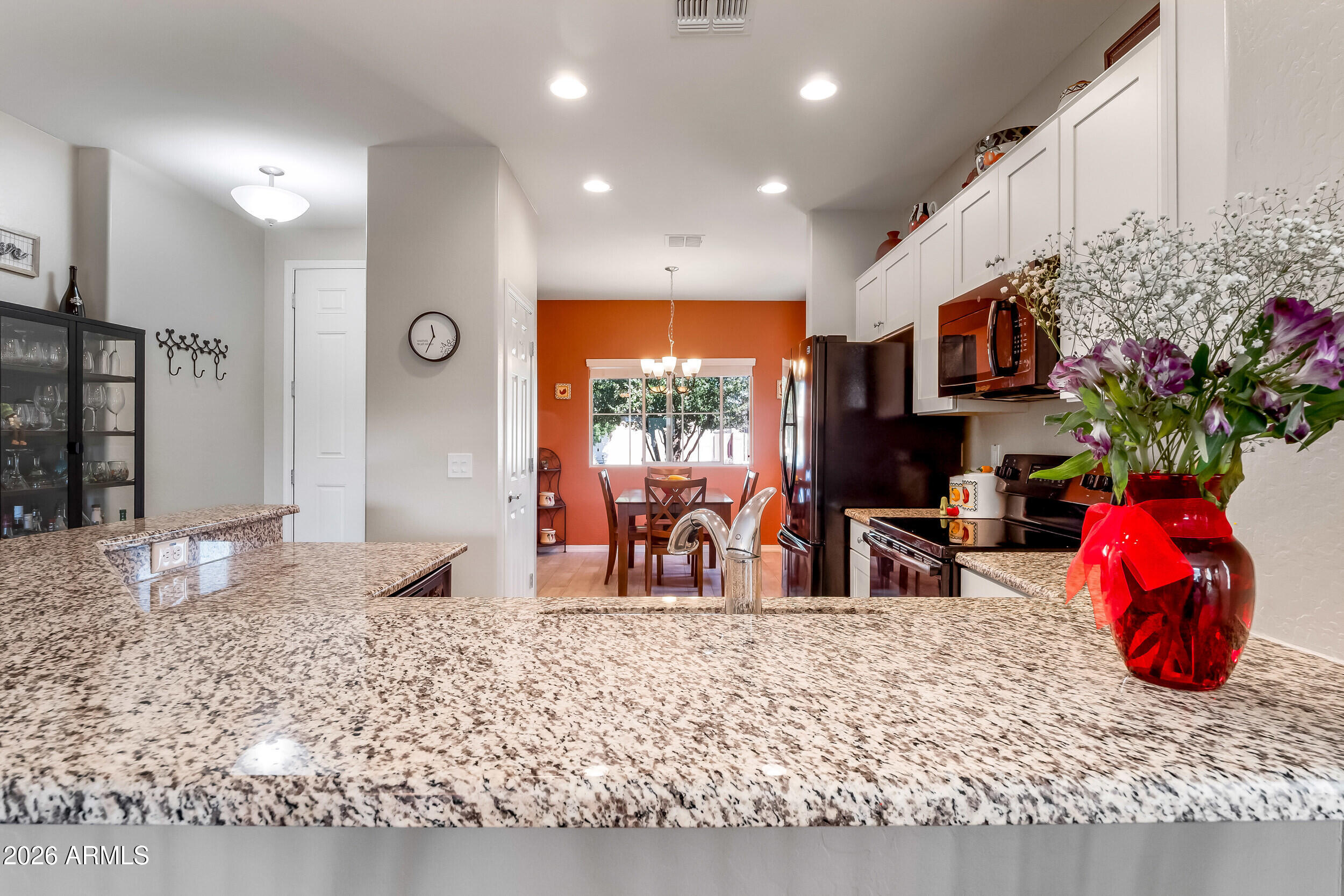 903 W SISSO TREE Avenue