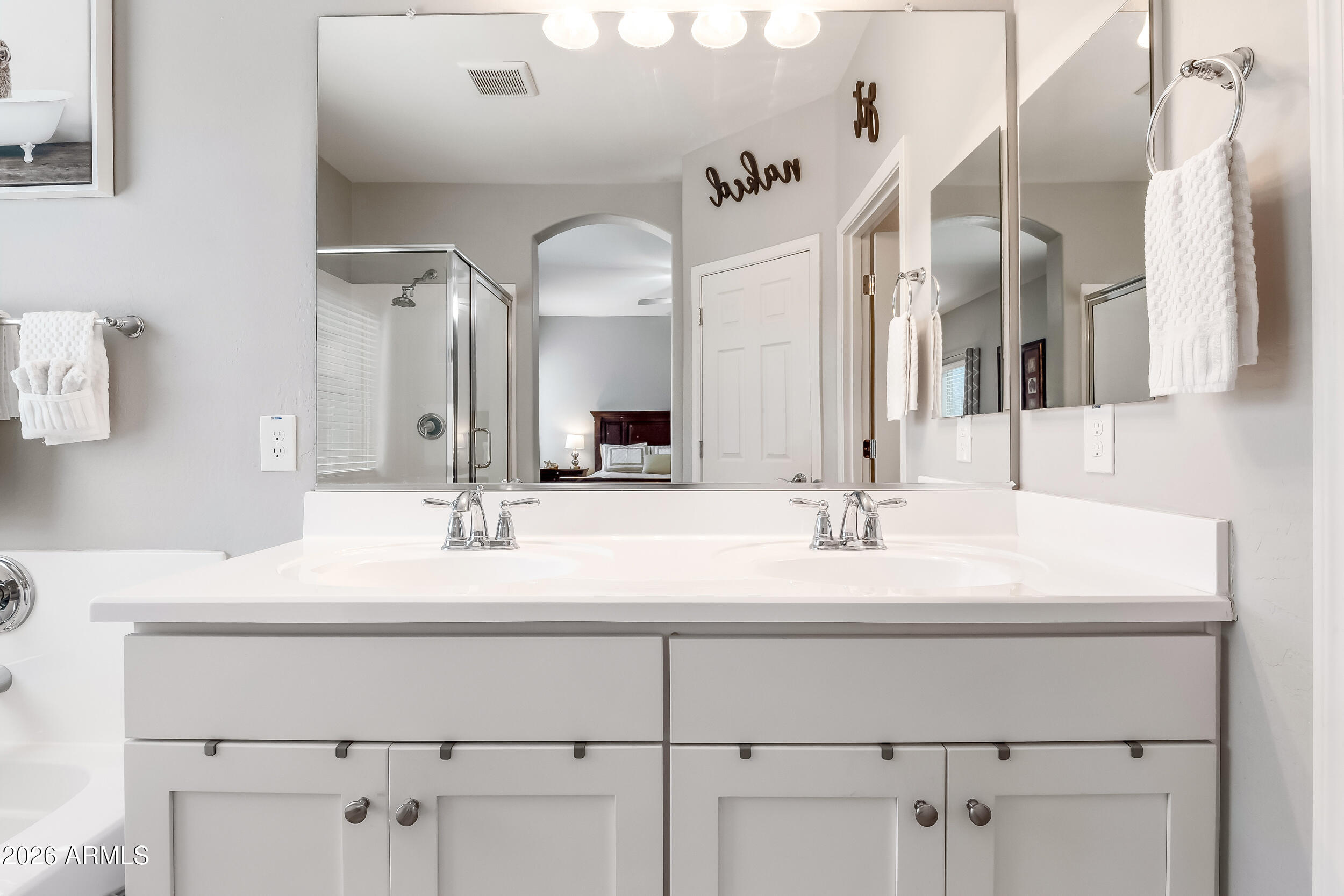 903 W SISSO TREE Avenue