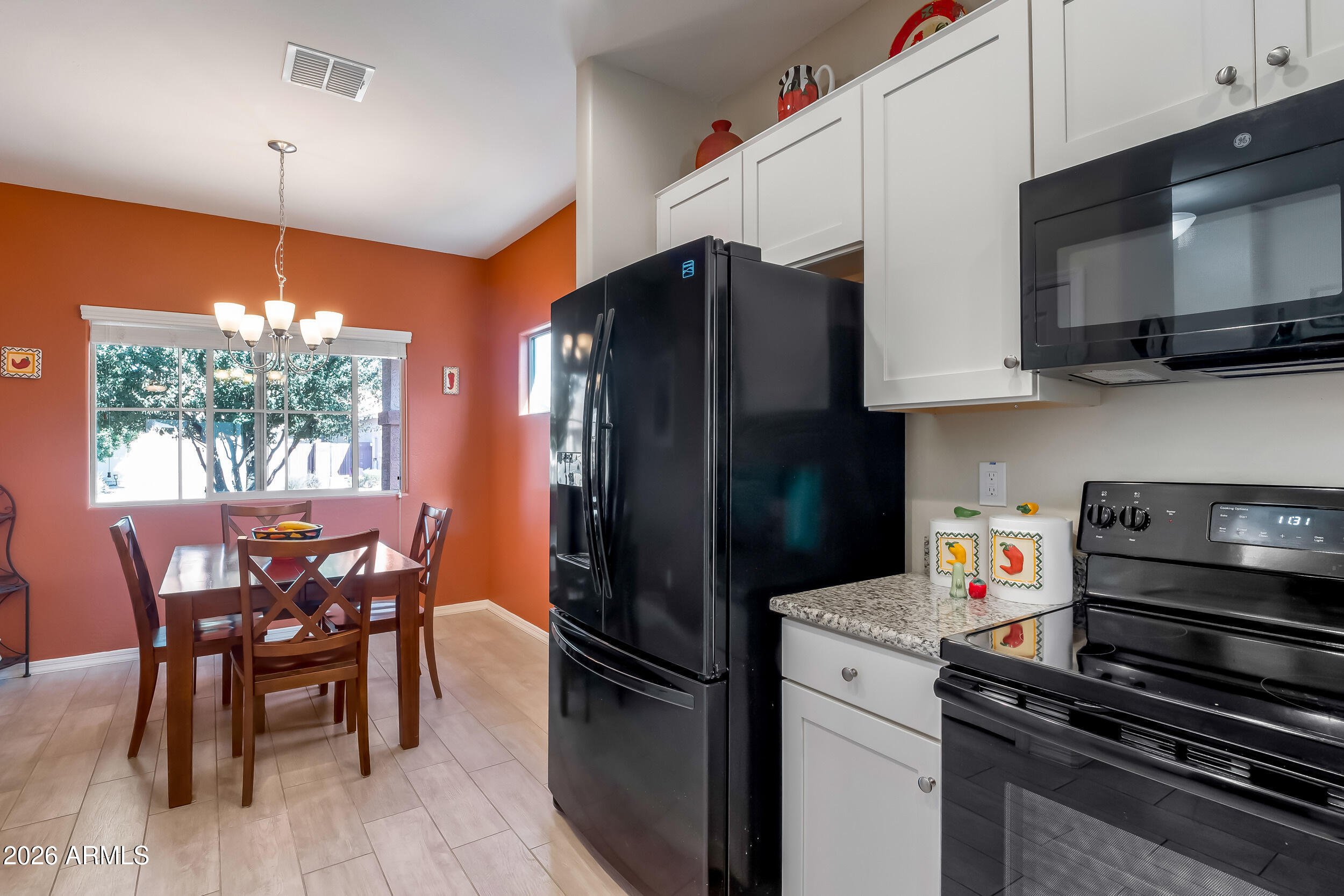 903 W SISSO TREE Avenue