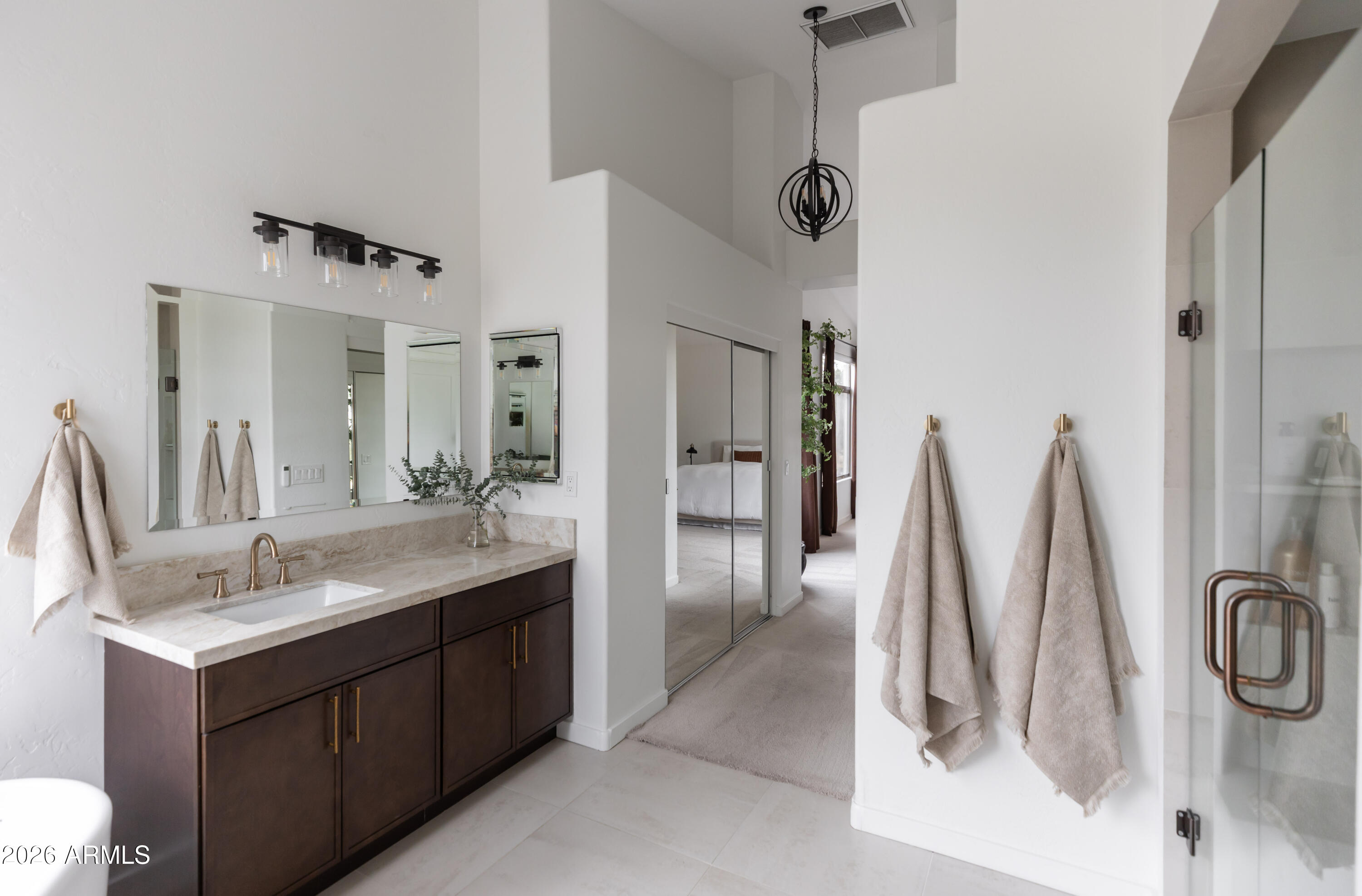 6735 E GELDING Drive