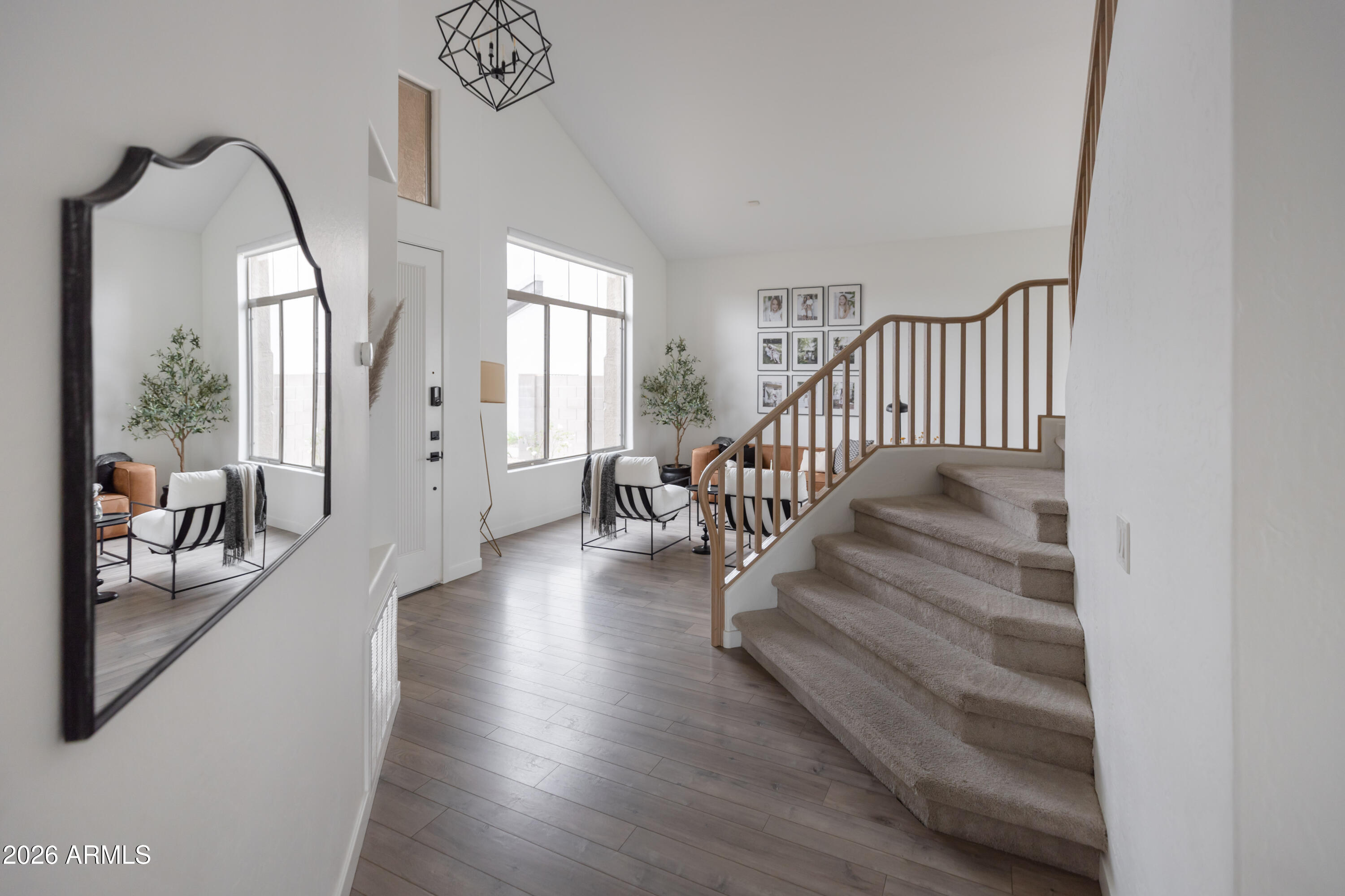 6735 E GELDING Drive