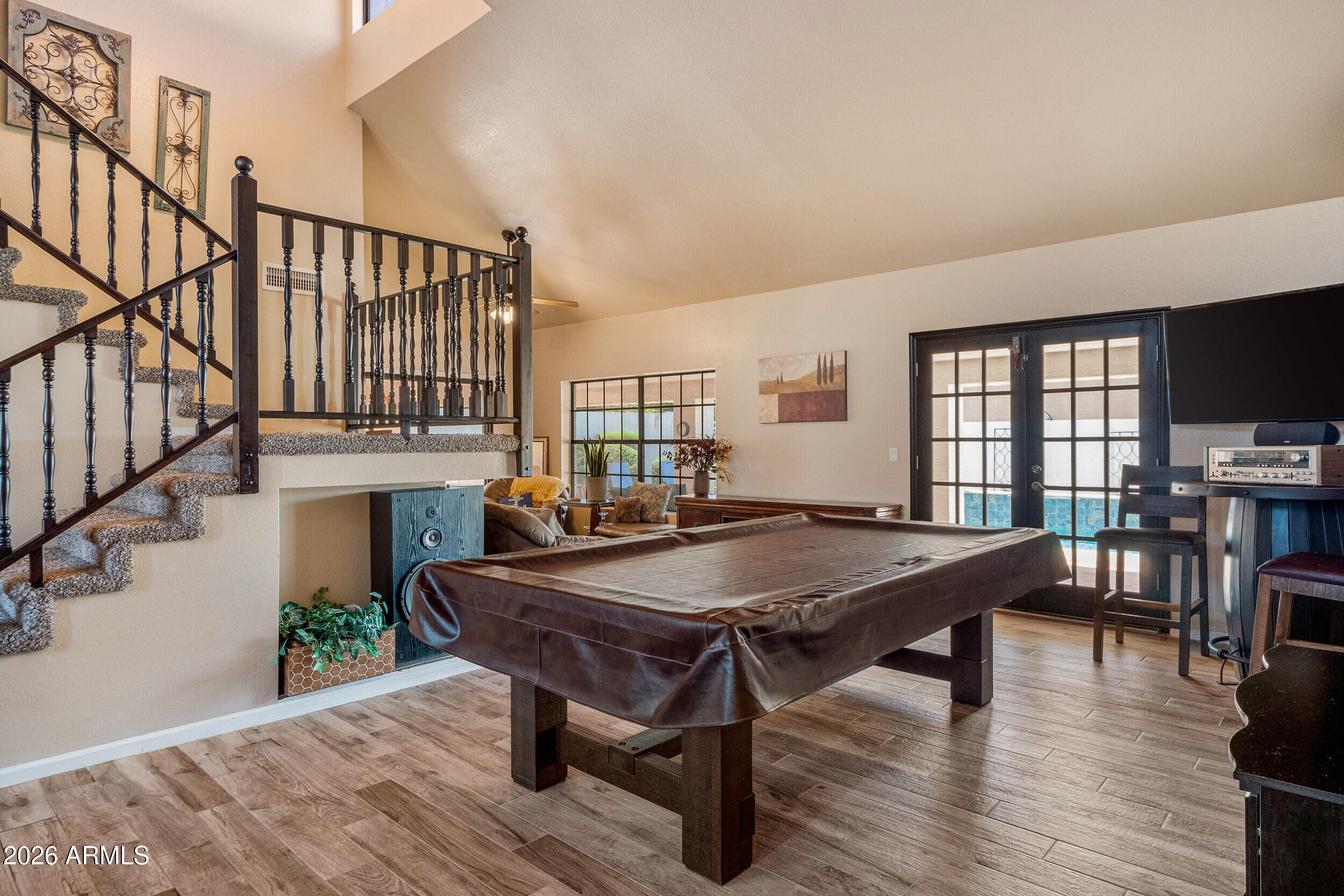 6133 E SADDLEBACK Street