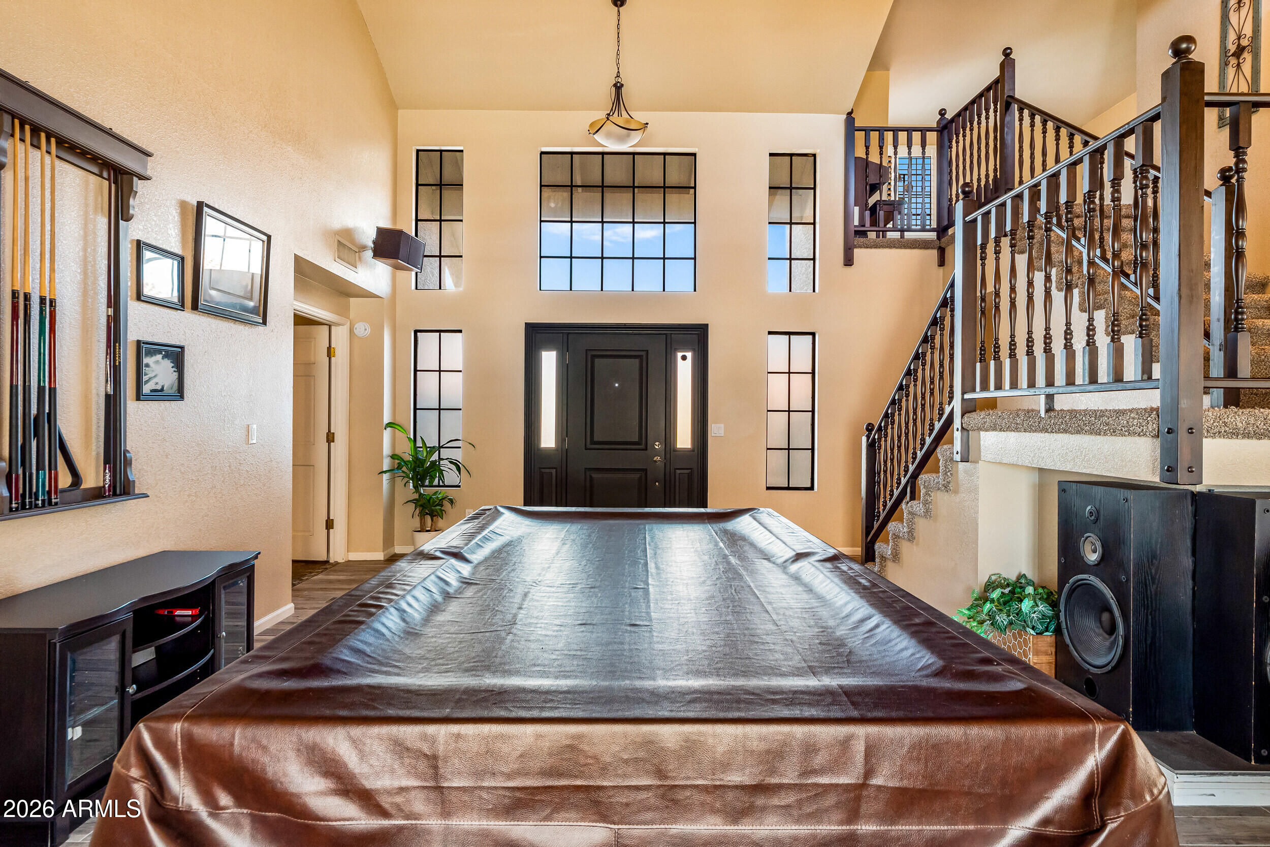 6133 E SADDLEBACK Street