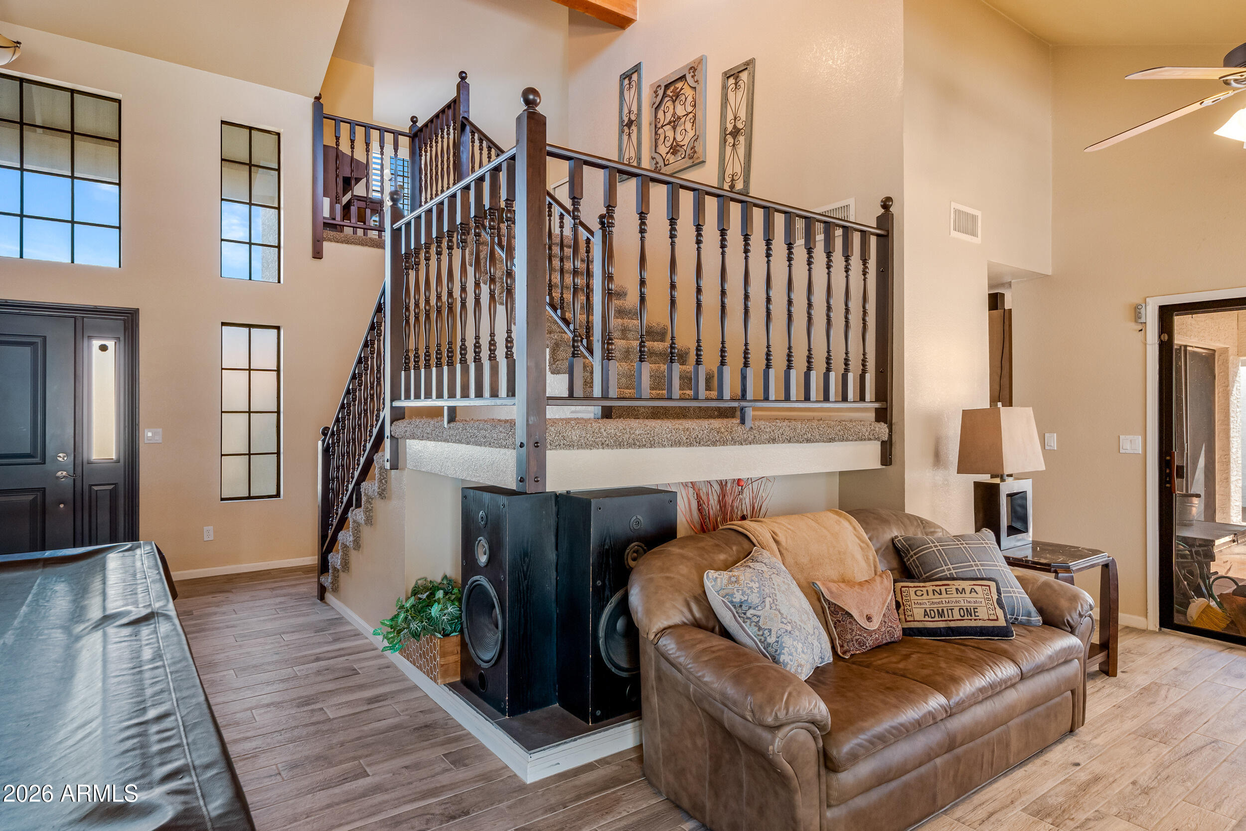 6133 E SADDLEBACK Street