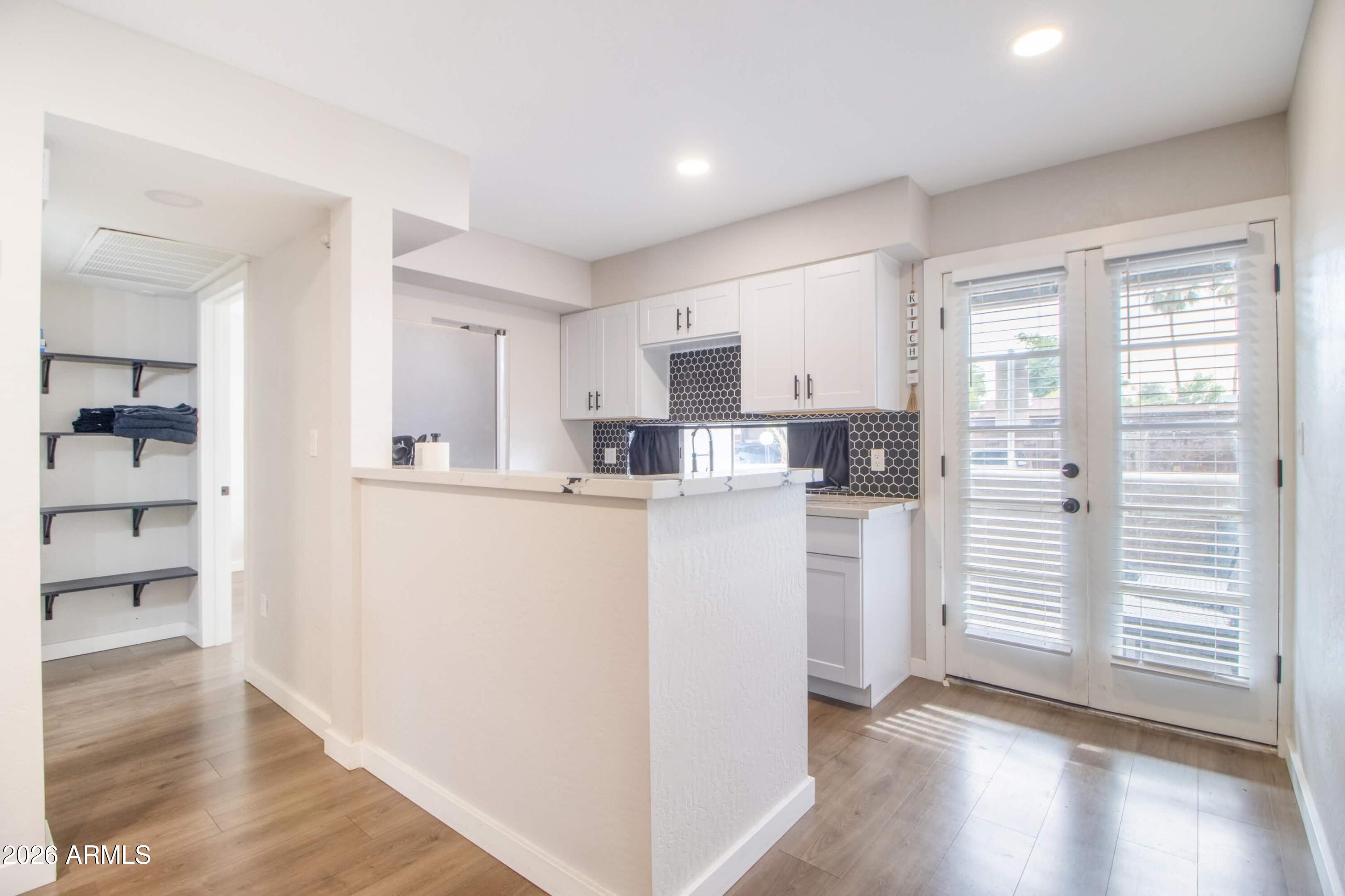 1449 E HIGHLAND Avenue 25