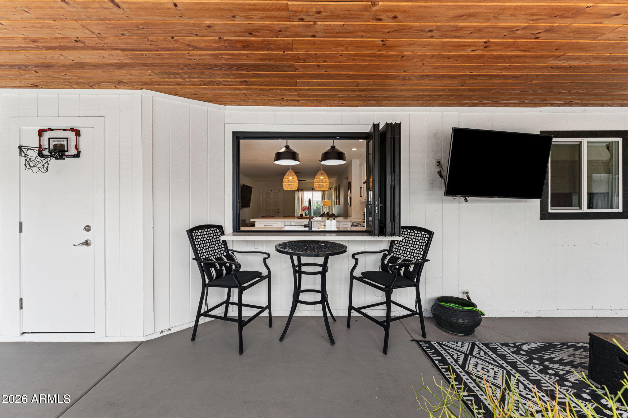 2021 S SAGUARO Circle