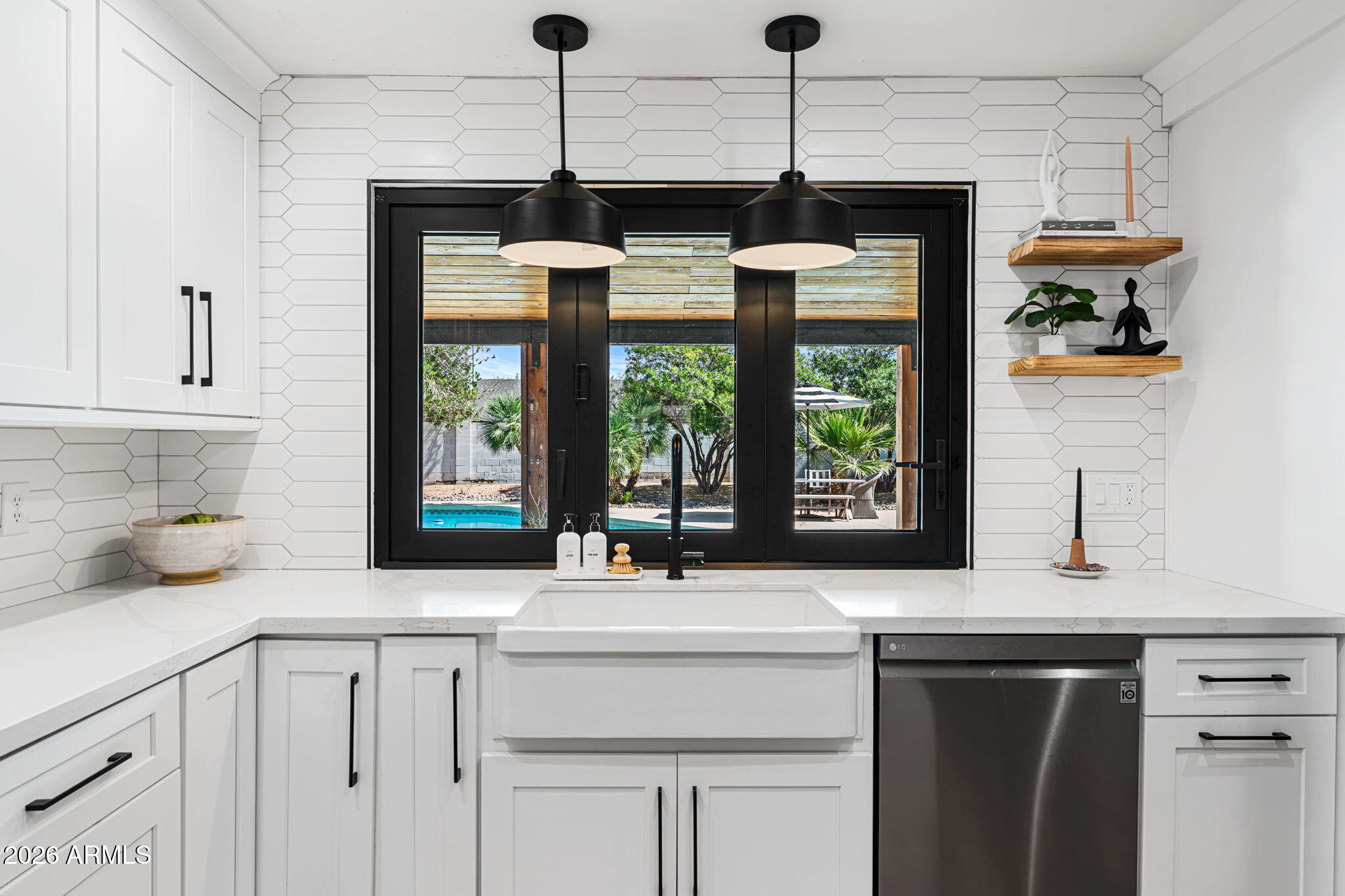 2021 S SAGUARO Circle