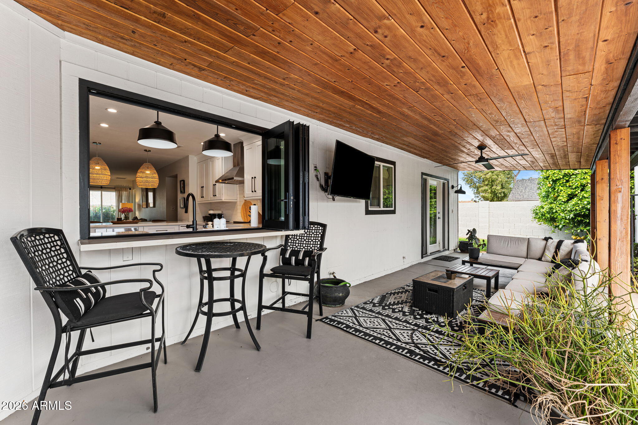 2021 S SAGUARO Circle