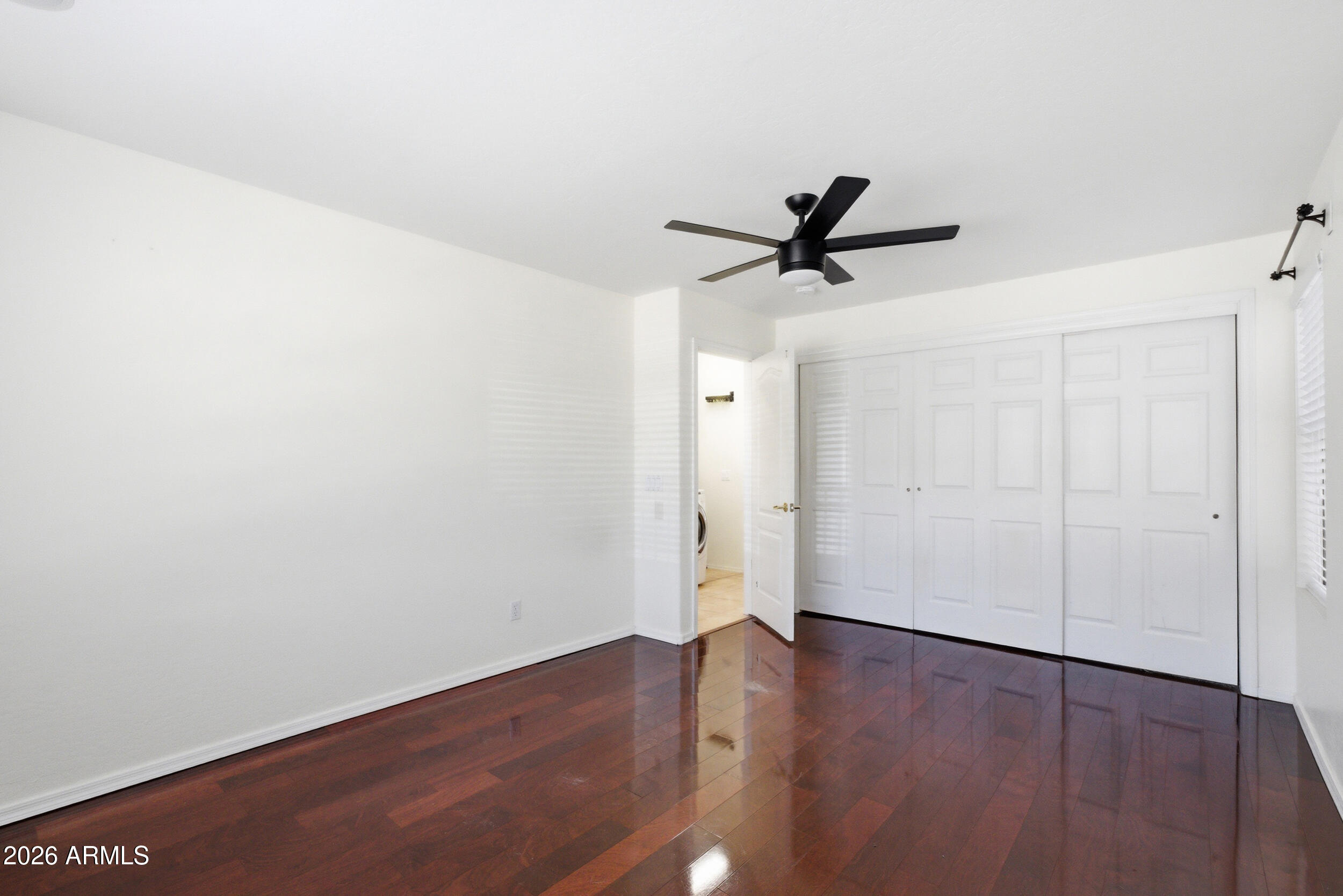 1645 E ORANGEWOOD Street