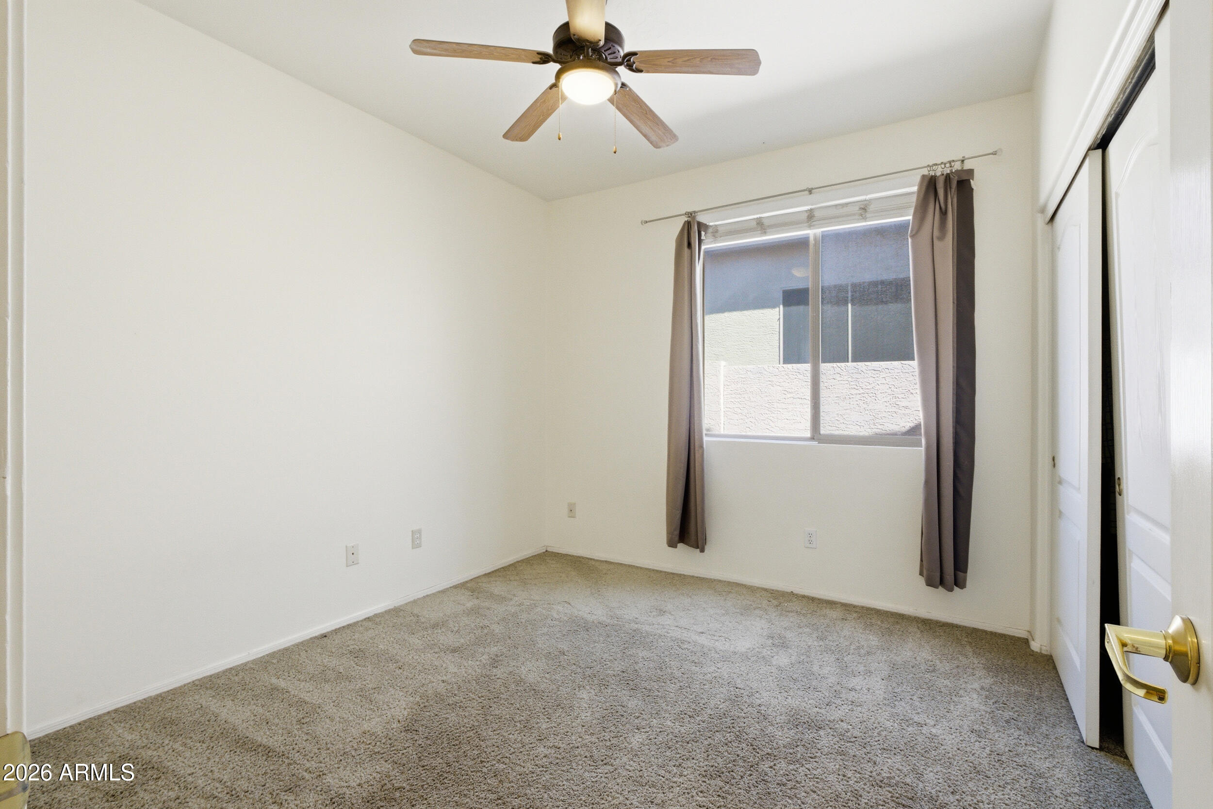 1645 E ORANGEWOOD Street