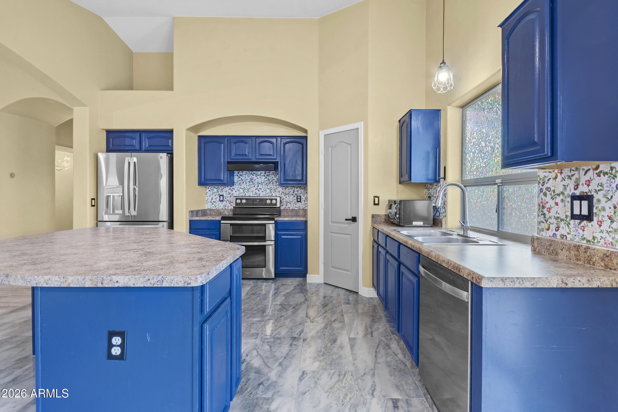 41192 W HAYDEN Drive