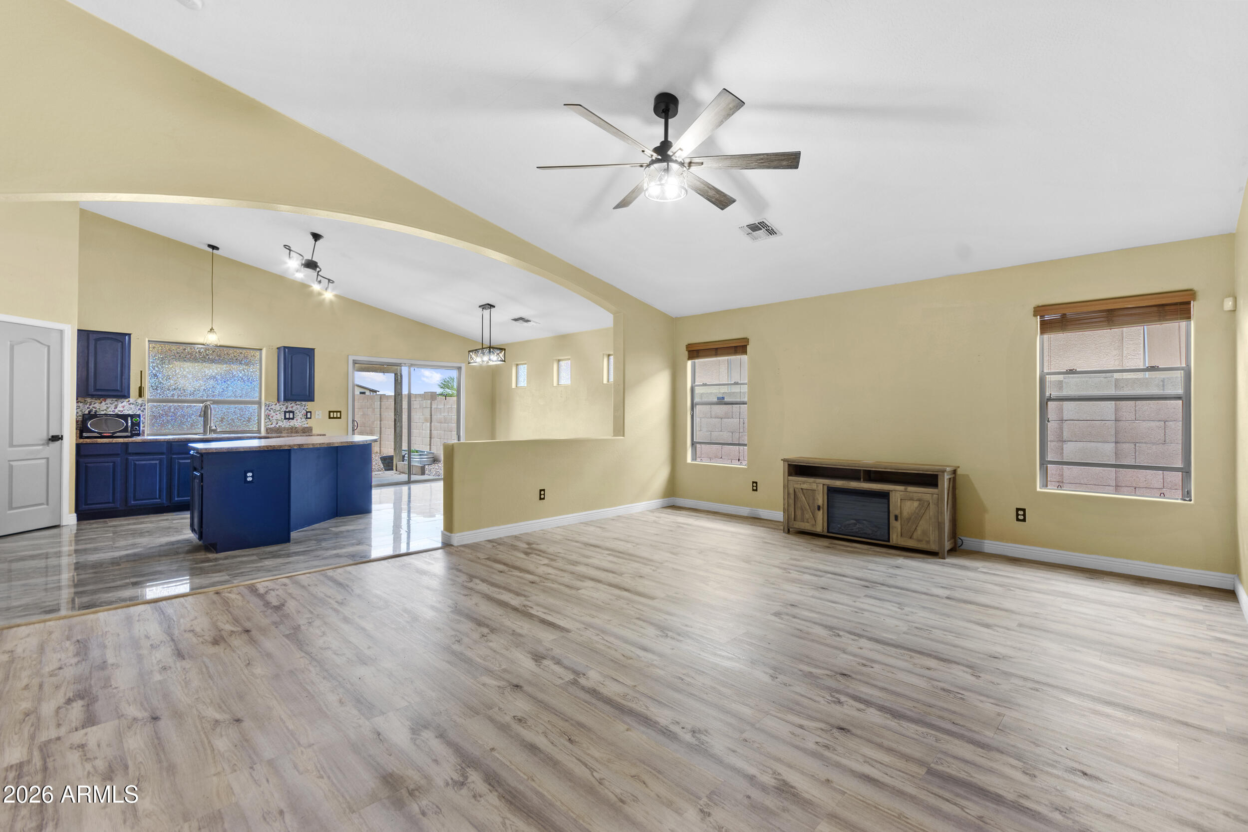 41192 W HAYDEN Drive