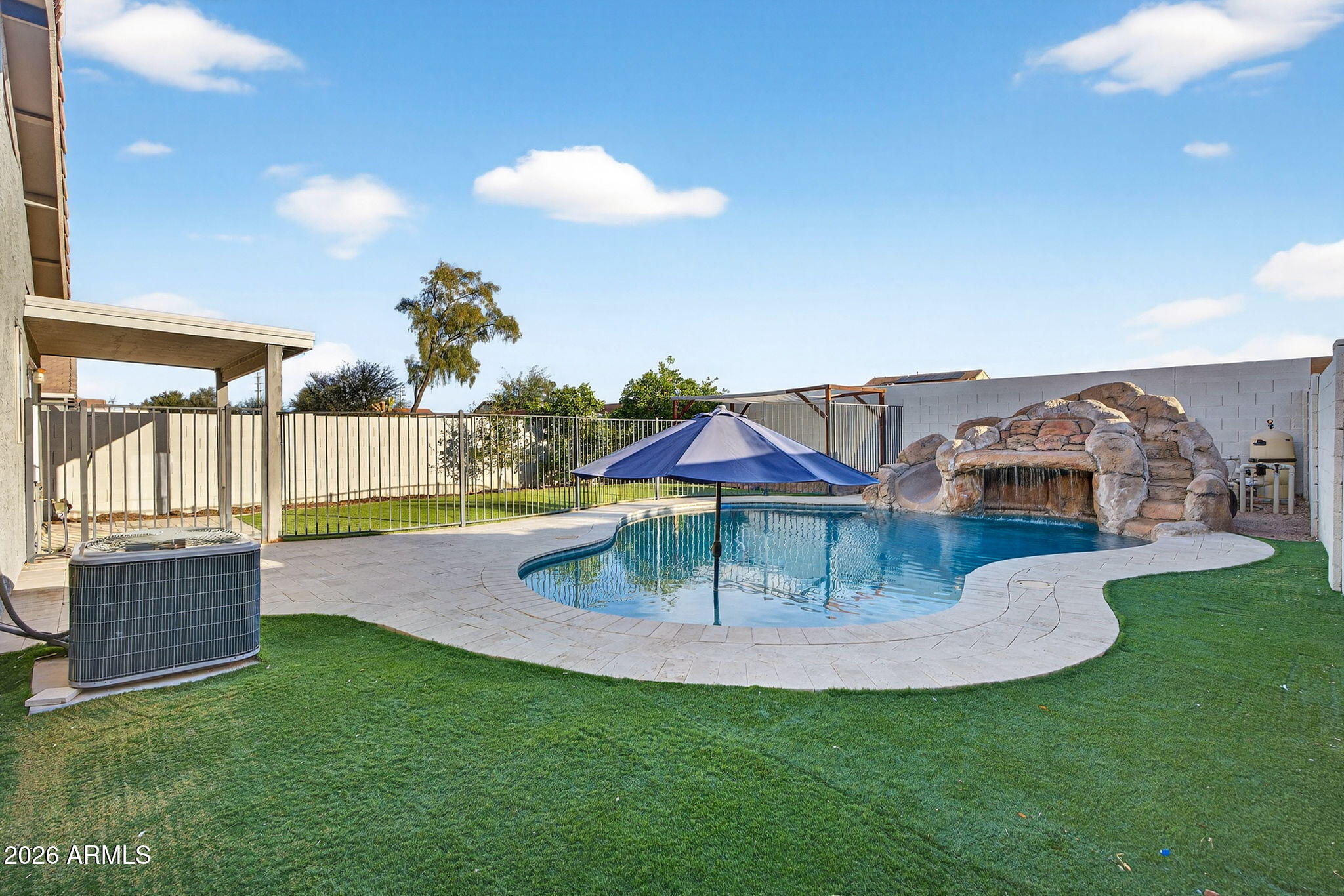 135 W ANGUS Road