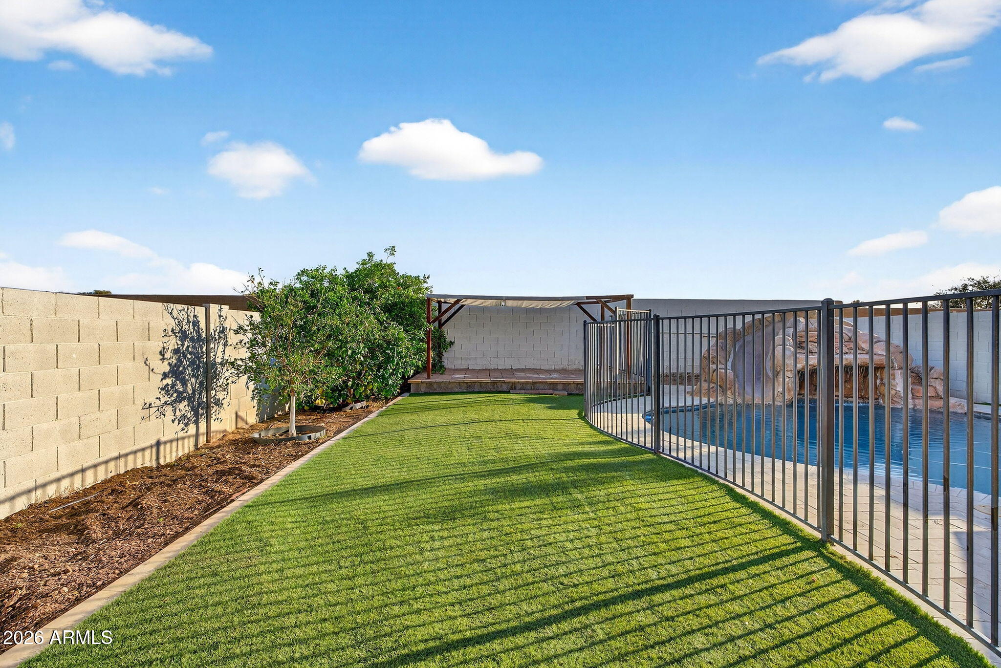135 W ANGUS Road