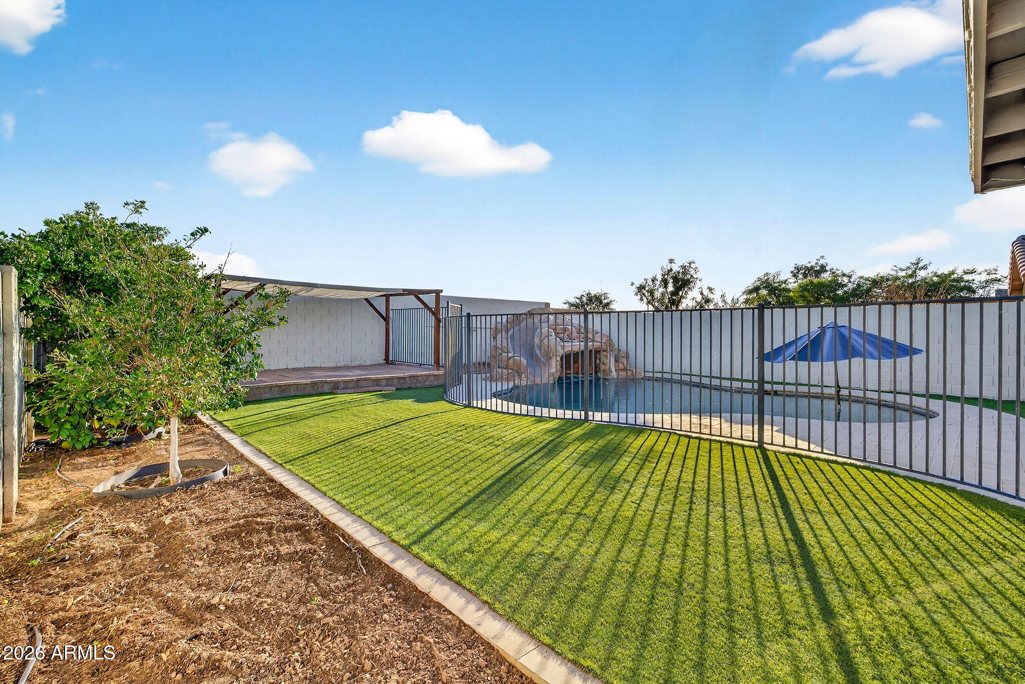 135 W ANGUS Road