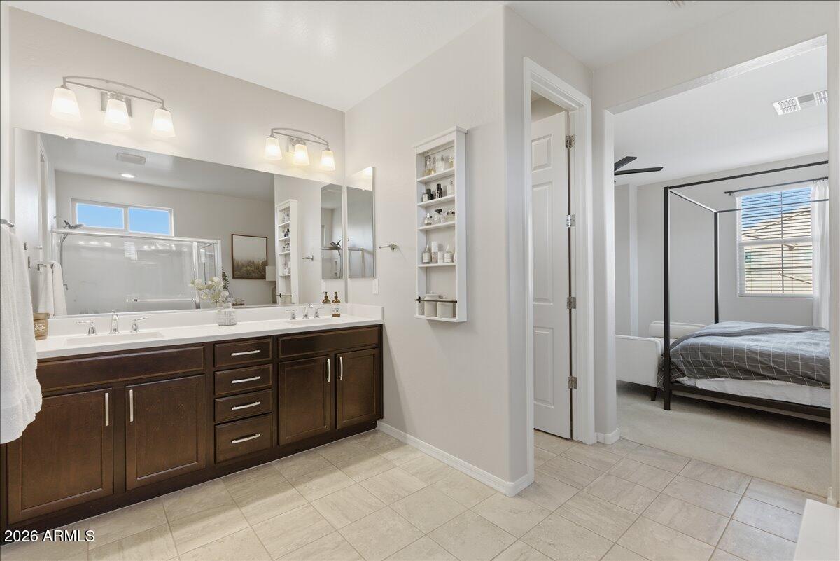 2245 S WALLRADE Lane