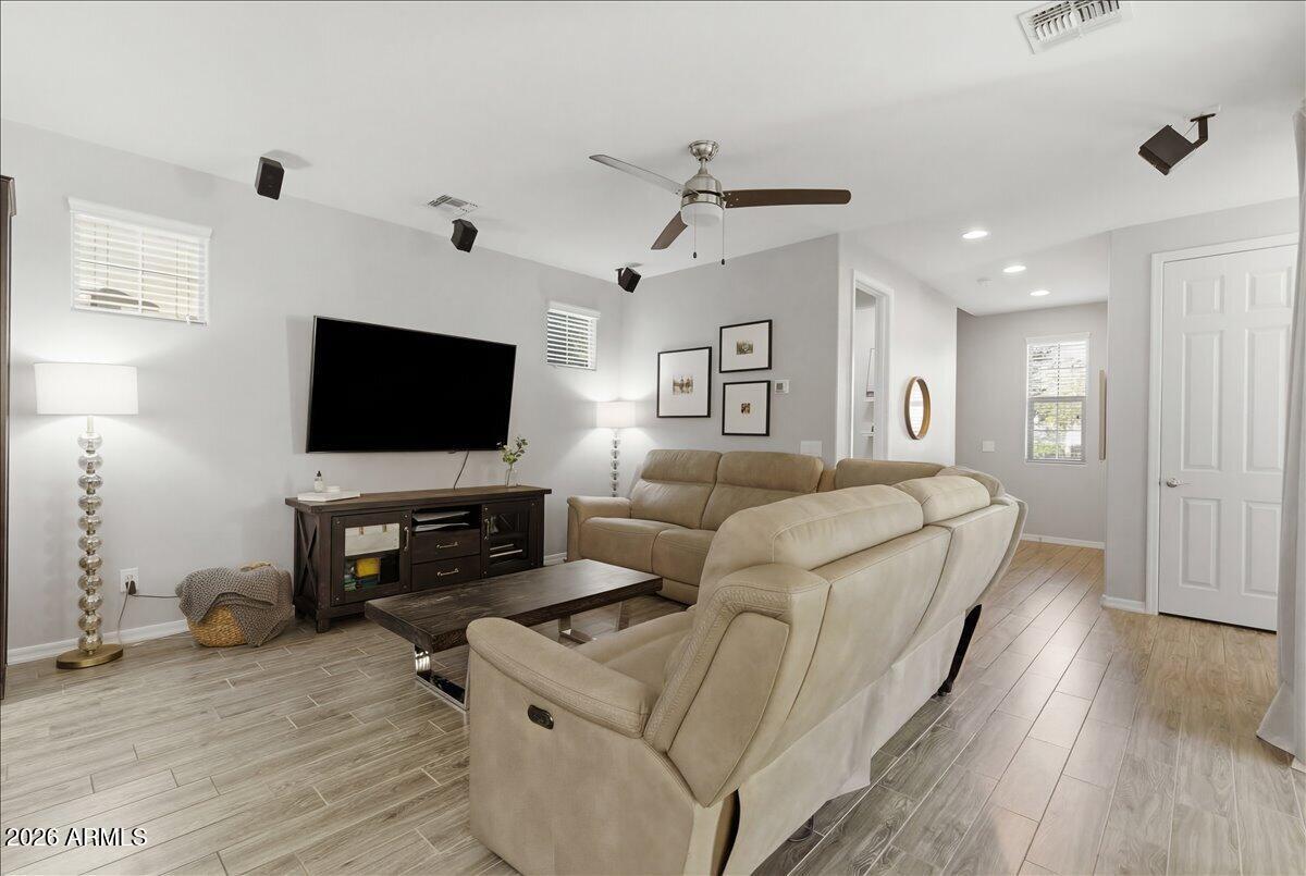 2245 S WALLRADE Lane