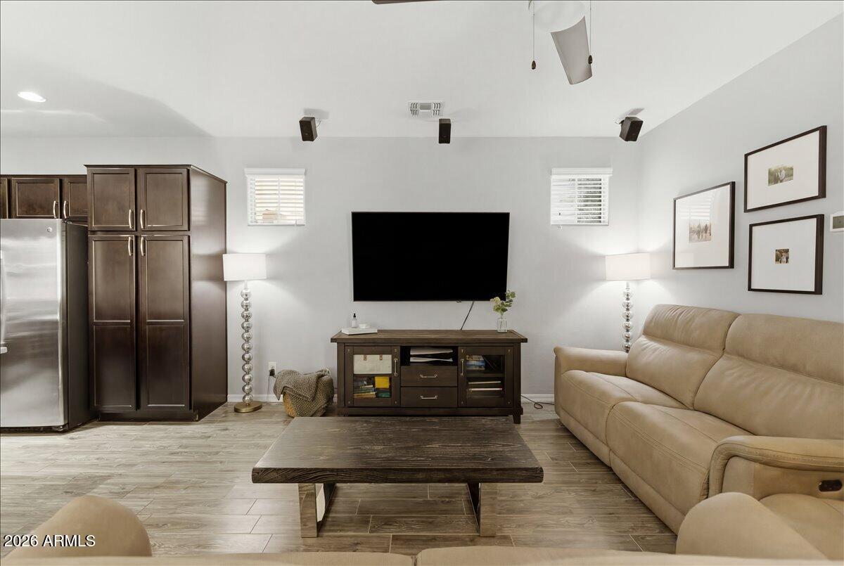 2245 S WALLRADE Lane