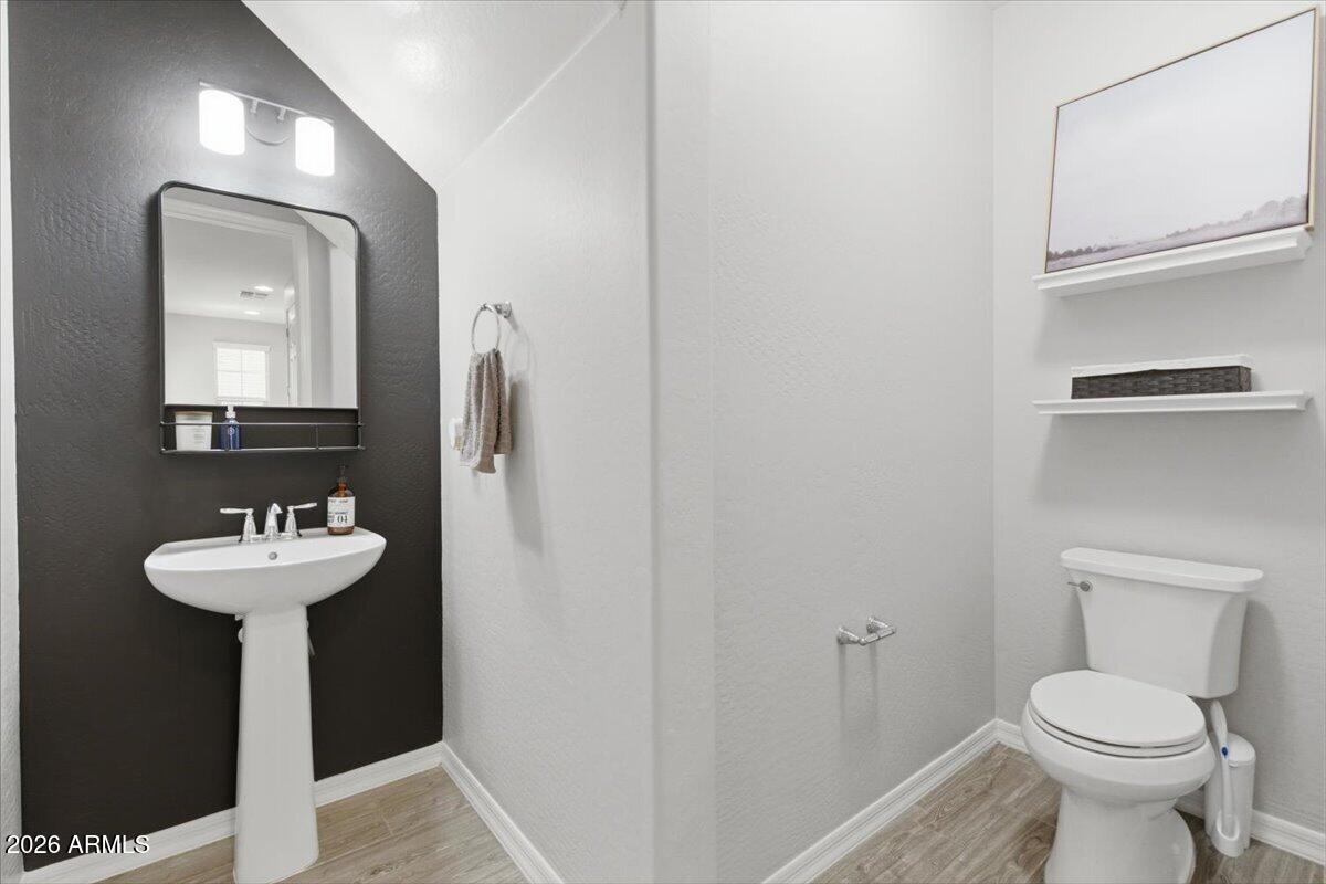 2245 S WALLRADE Lane