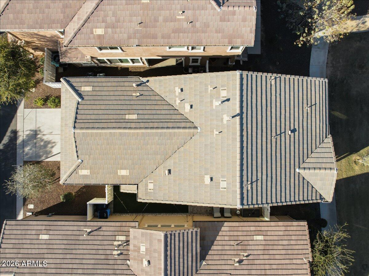 2245 S WALLRADE Lane