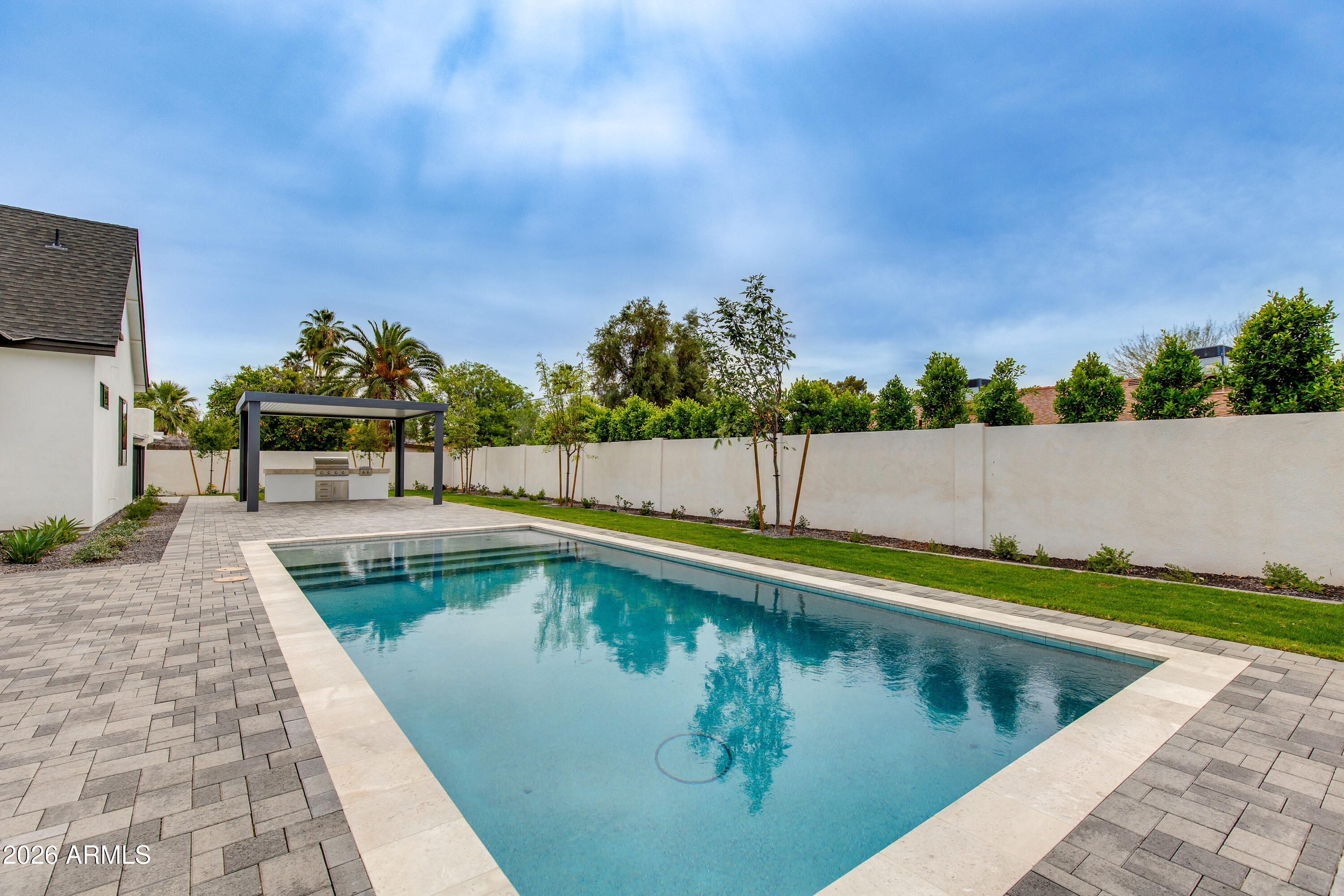 5919 E Corrine Drive