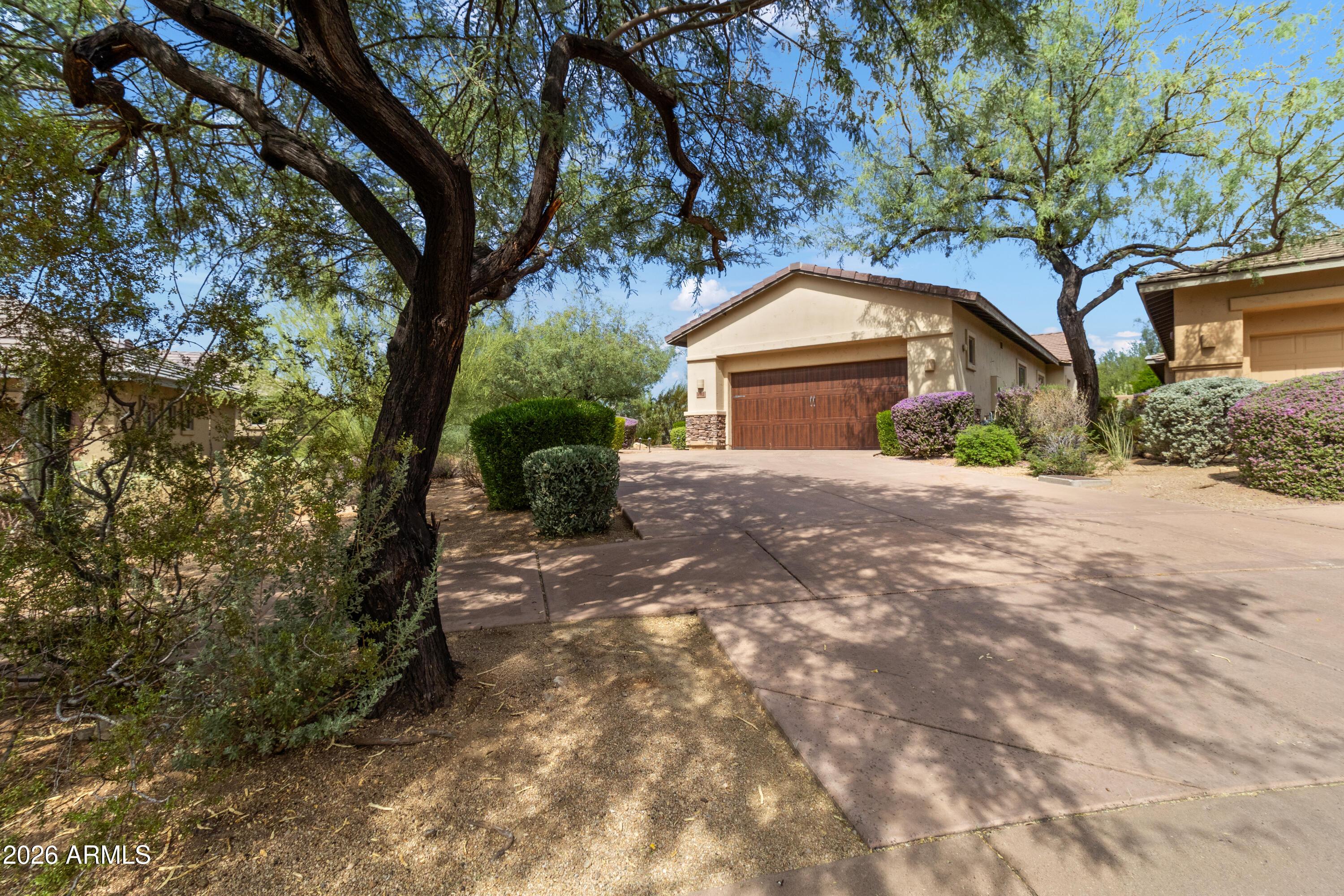 9162 E RUSTY SPUR Place