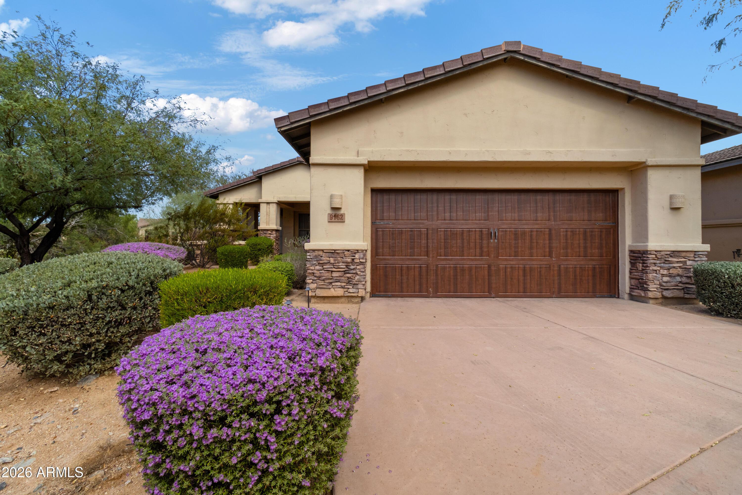 9162 E RUSTY SPUR Place