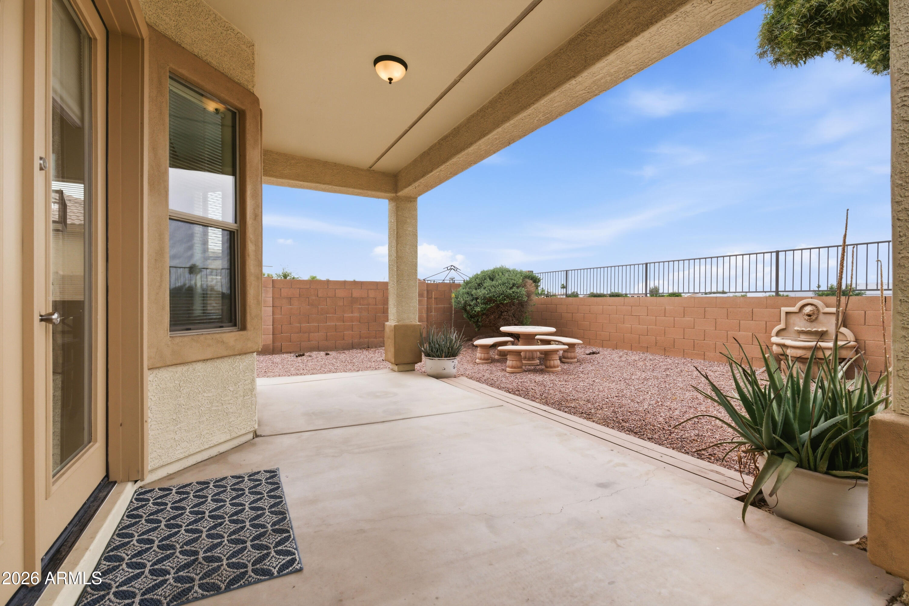 3490 E RED OAK Lane