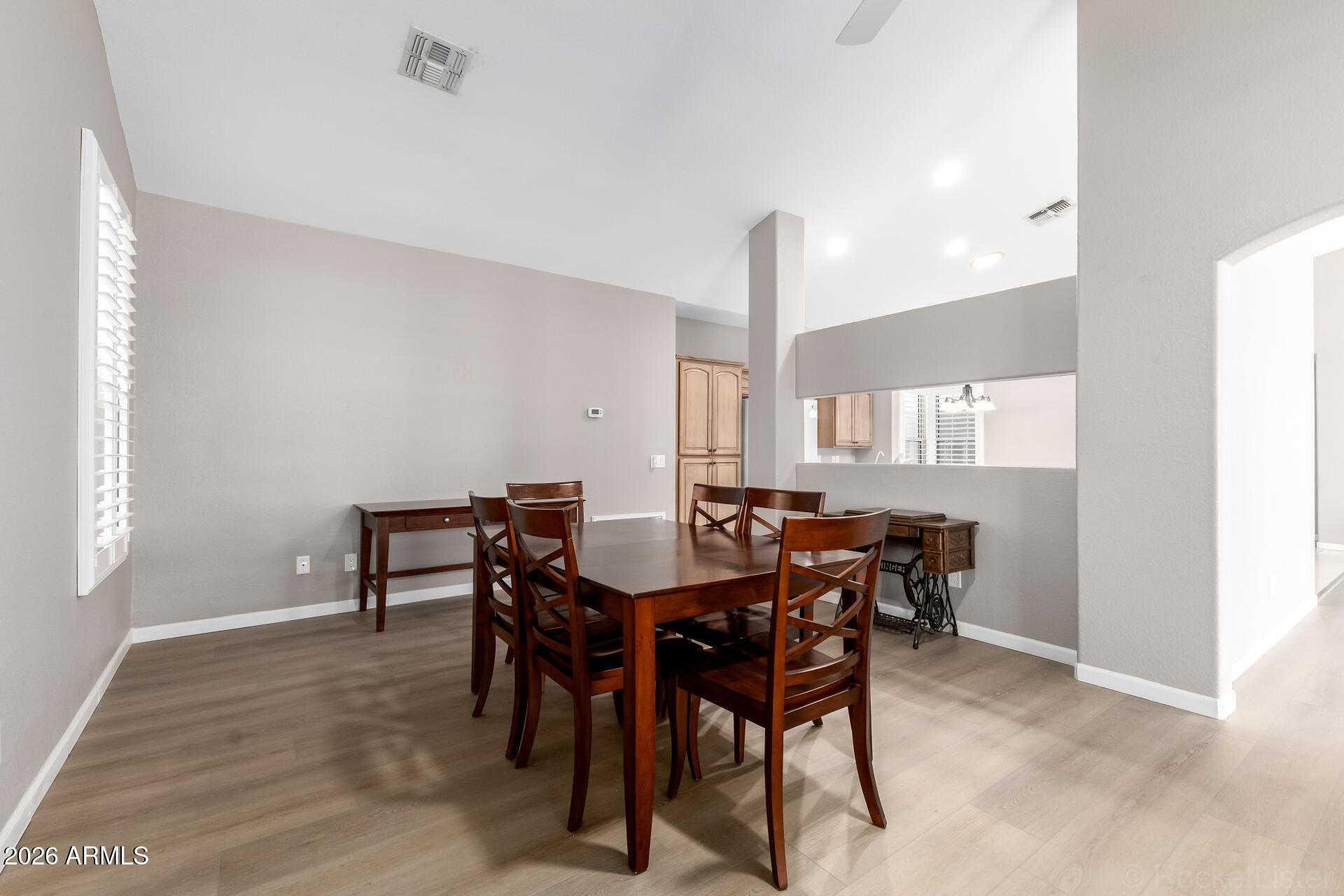 9429 E DESERT LAKE Drive