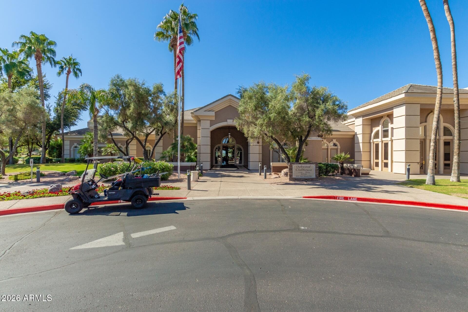 9429 E DESERT LAKE Drive