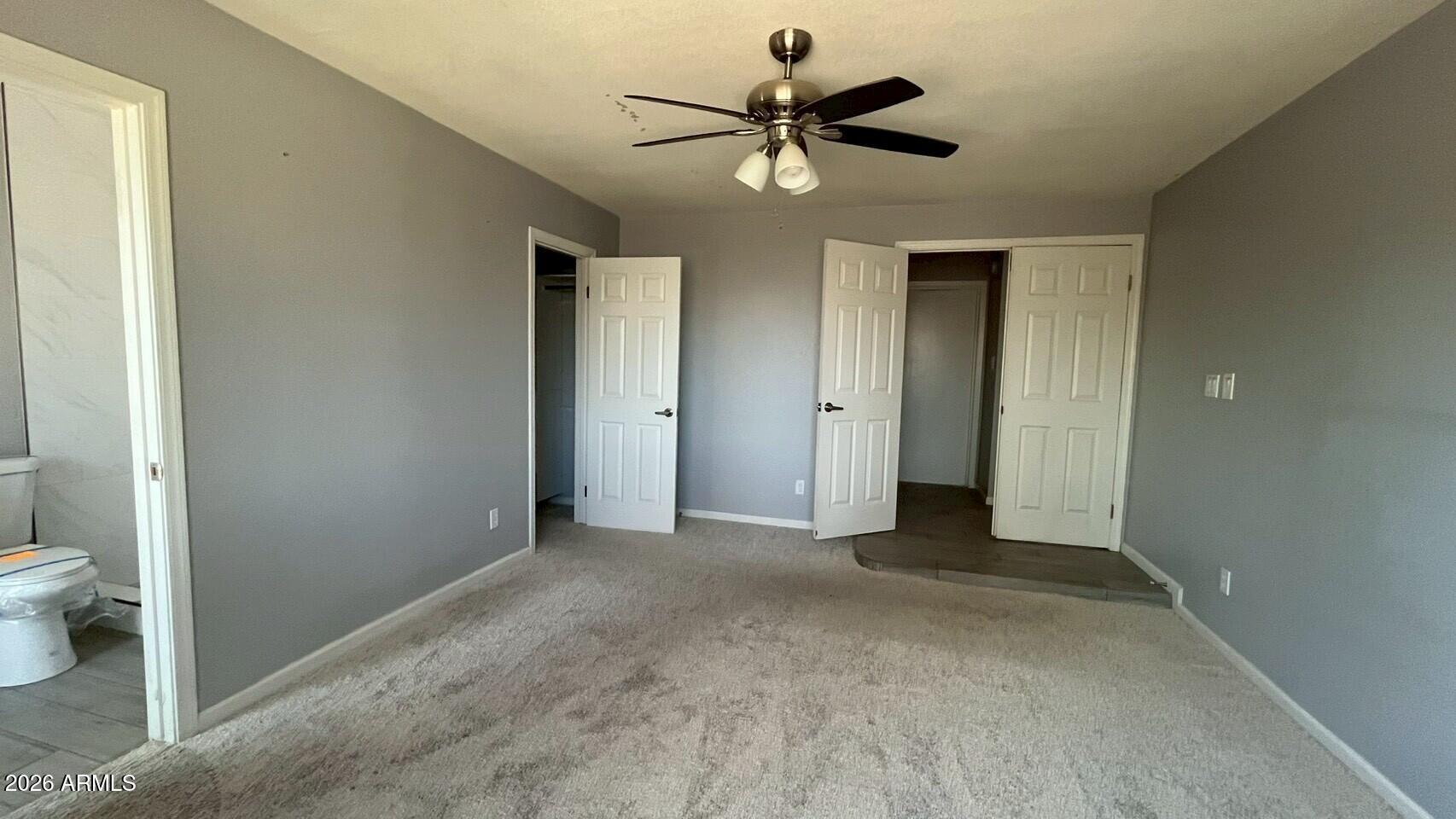 2807 W NEWTON Court