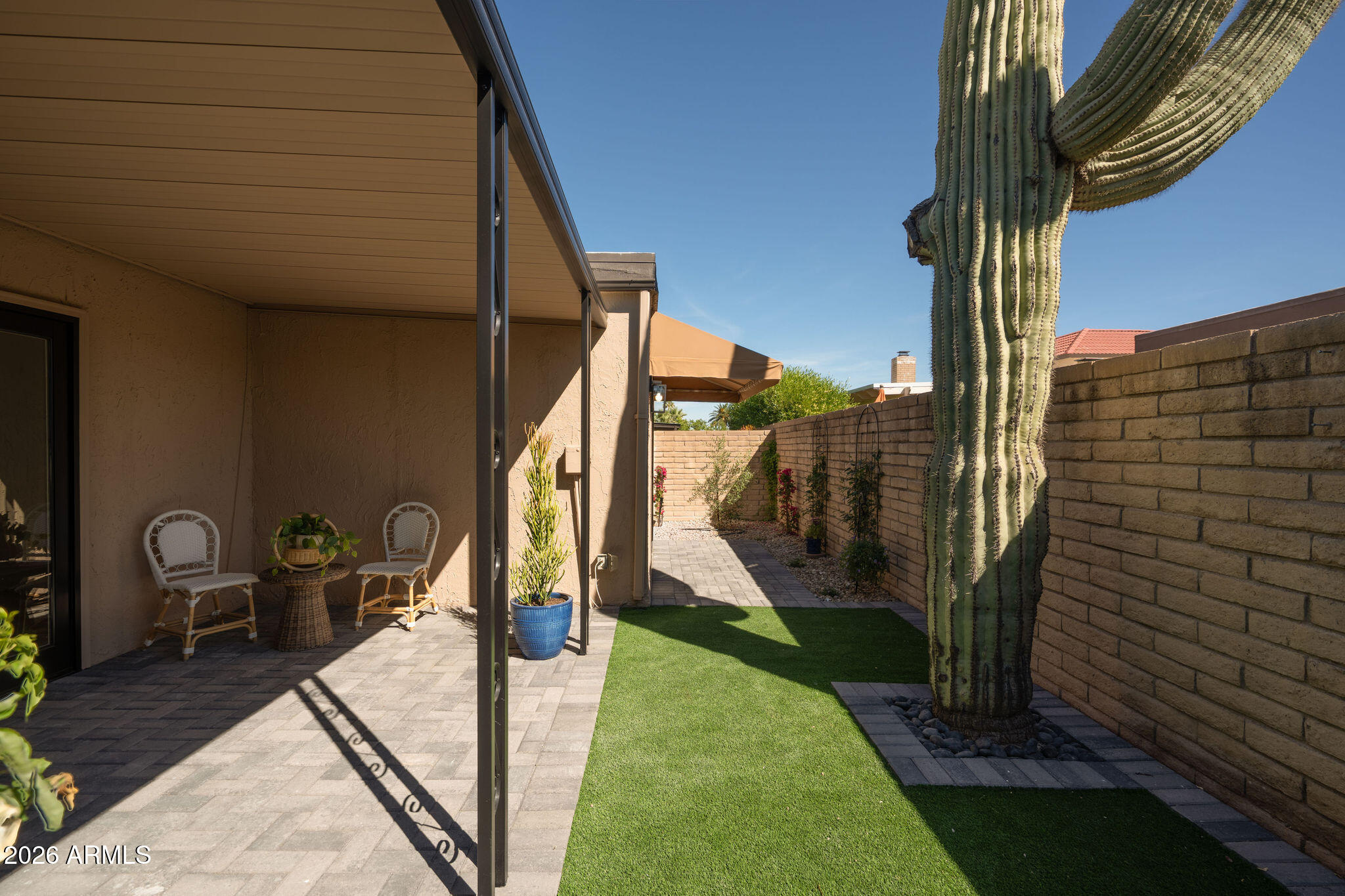 7837 E CRESTWOOD Way