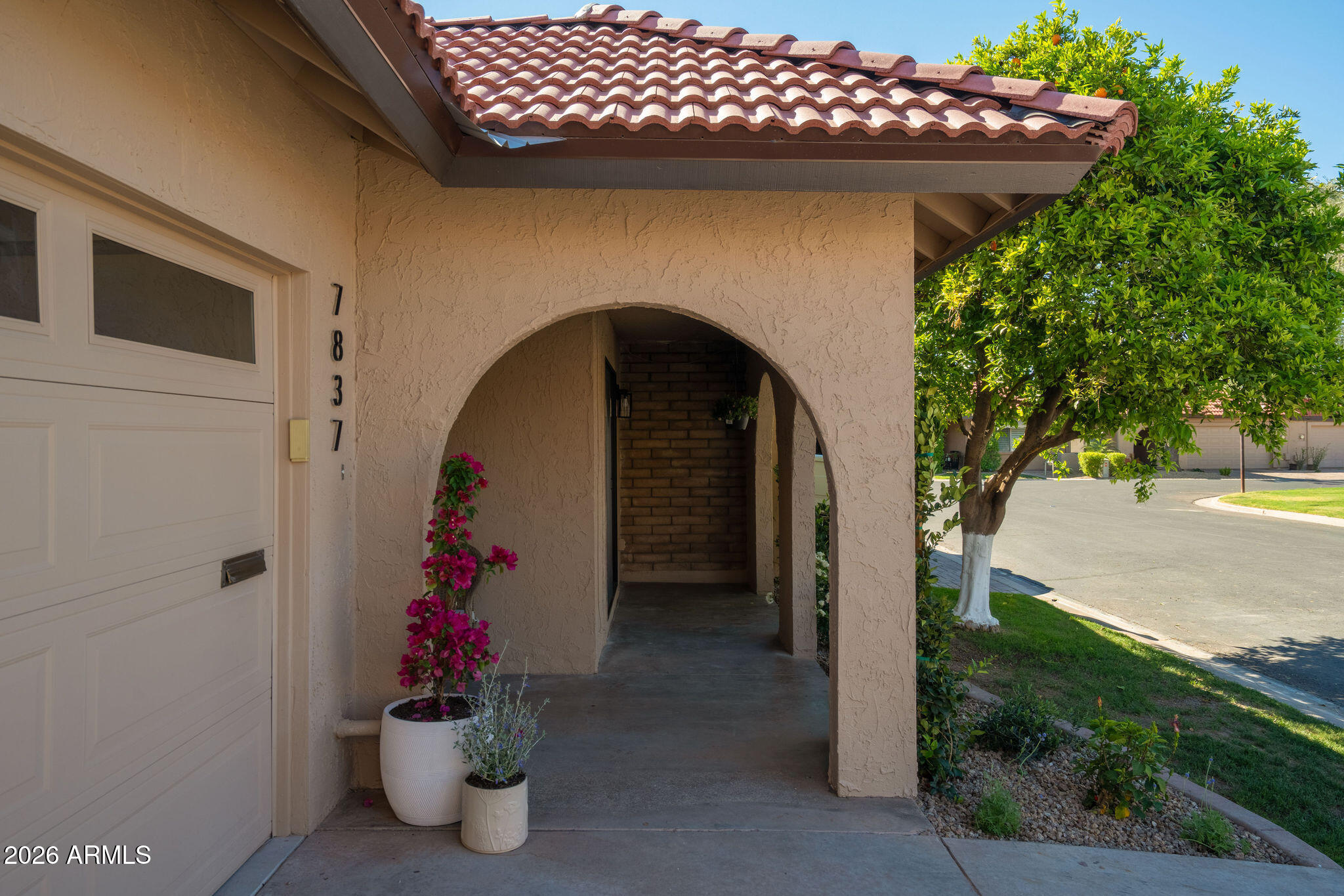 7837 E CRESTWOOD Way