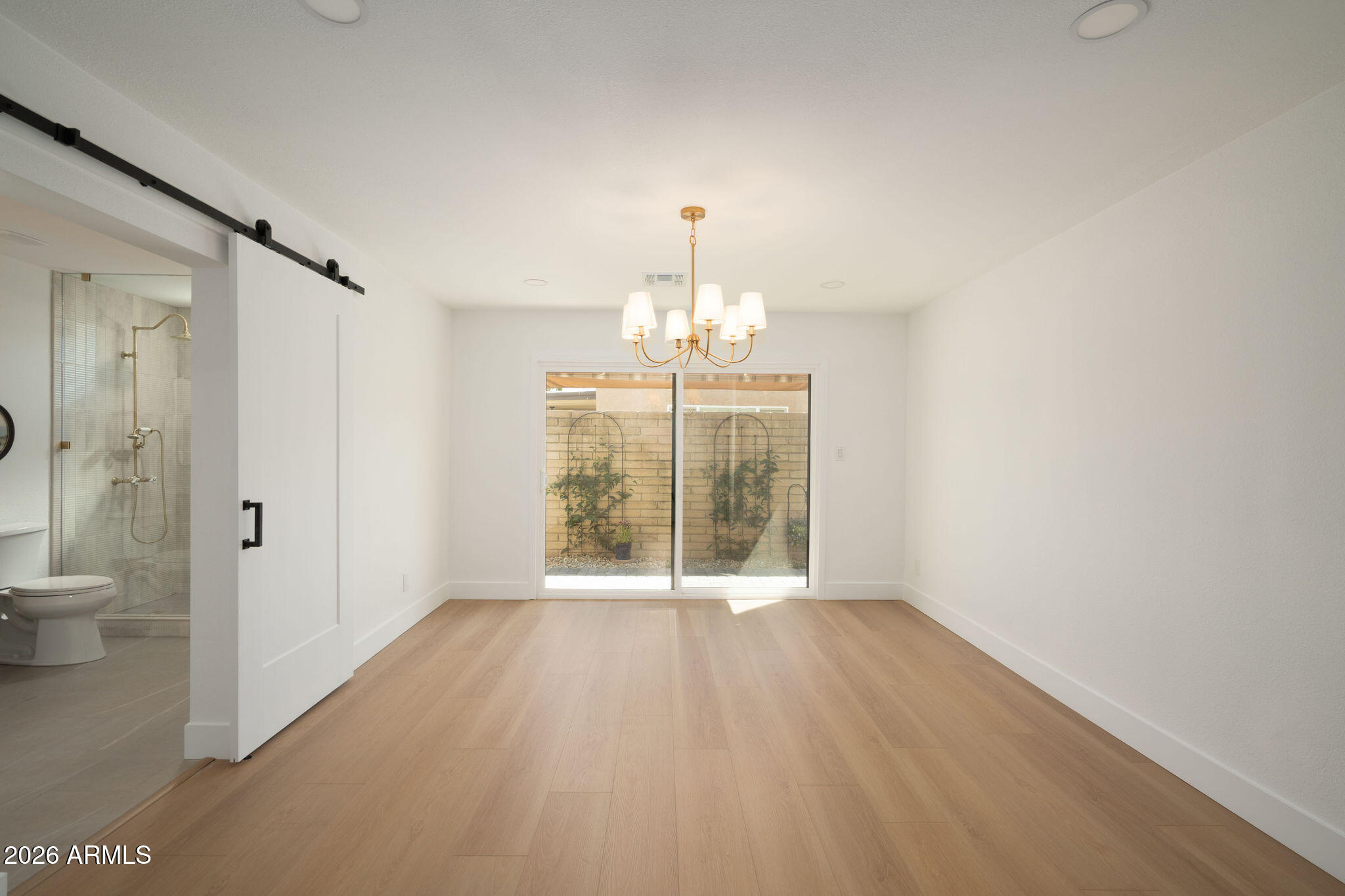 7837 E CRESTWOOD Way