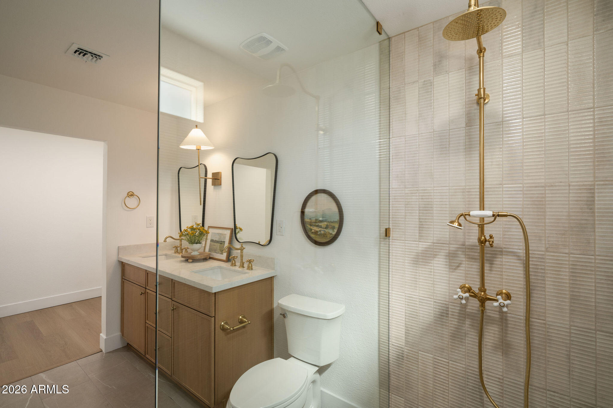 7837 E CRESTWOOD Way