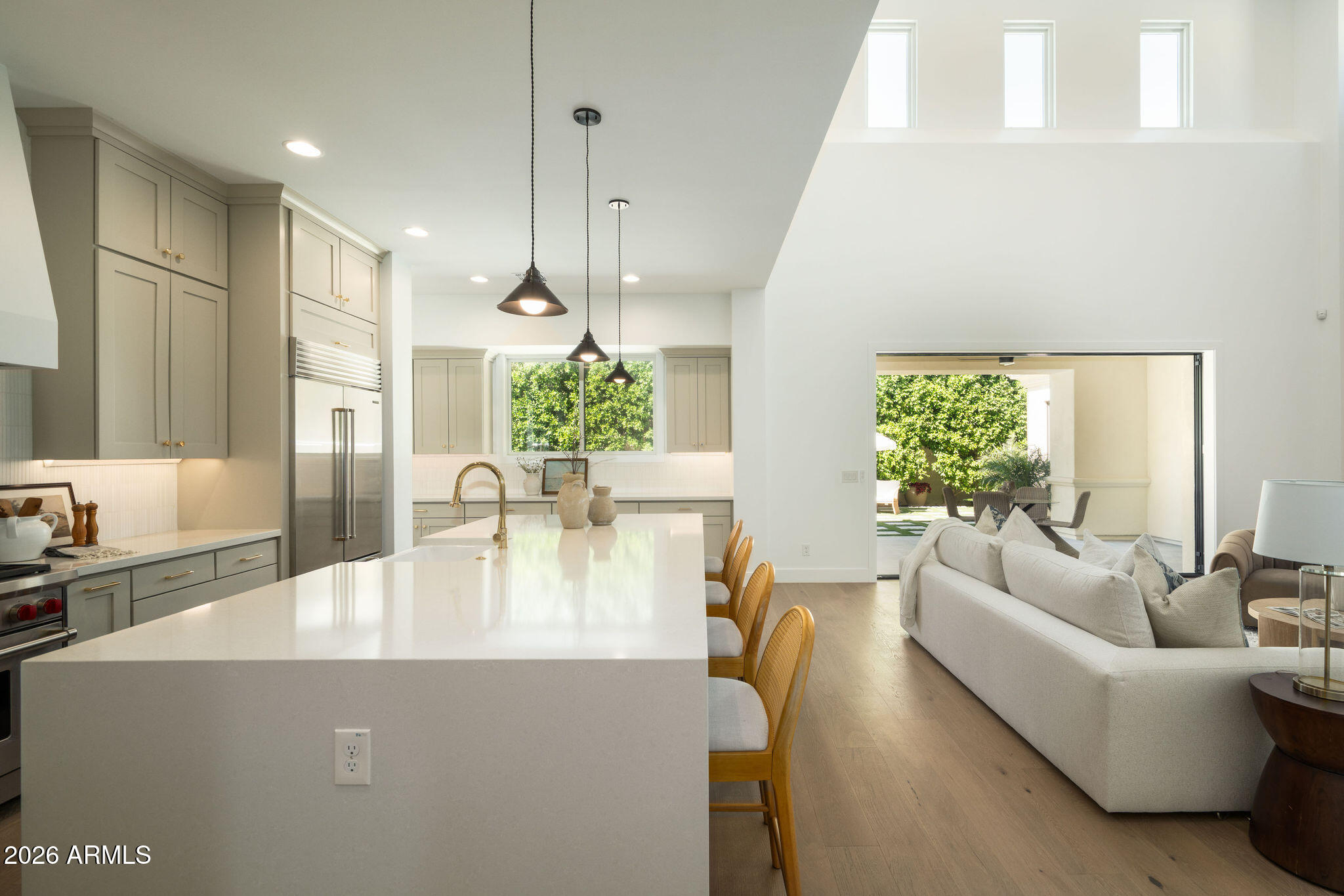 3912 E CRITTENDEN Lane