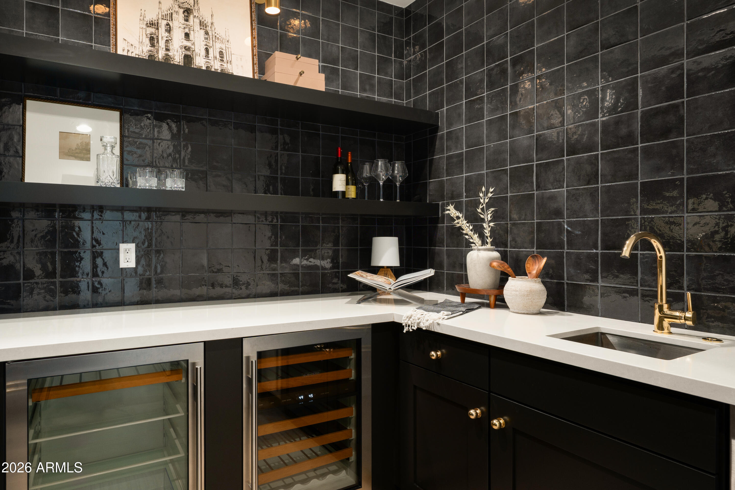 3912 E CRITTENDEN Lane