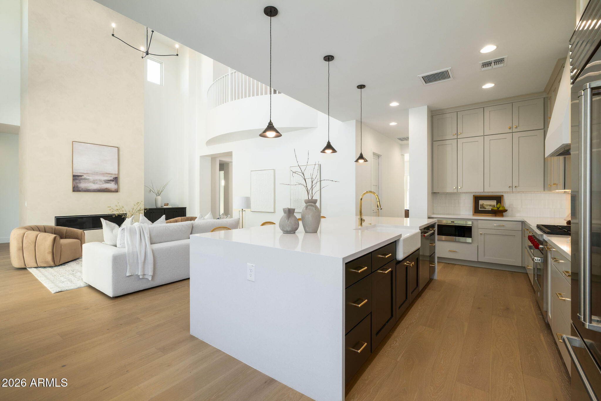 3912 E CRITTENDEN Lane