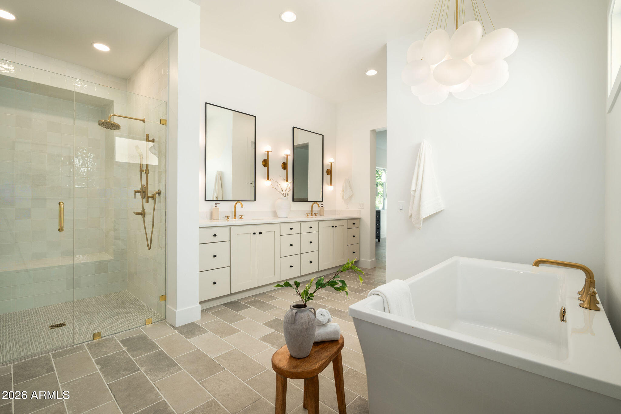 3912 E CRITTENDEN Lane