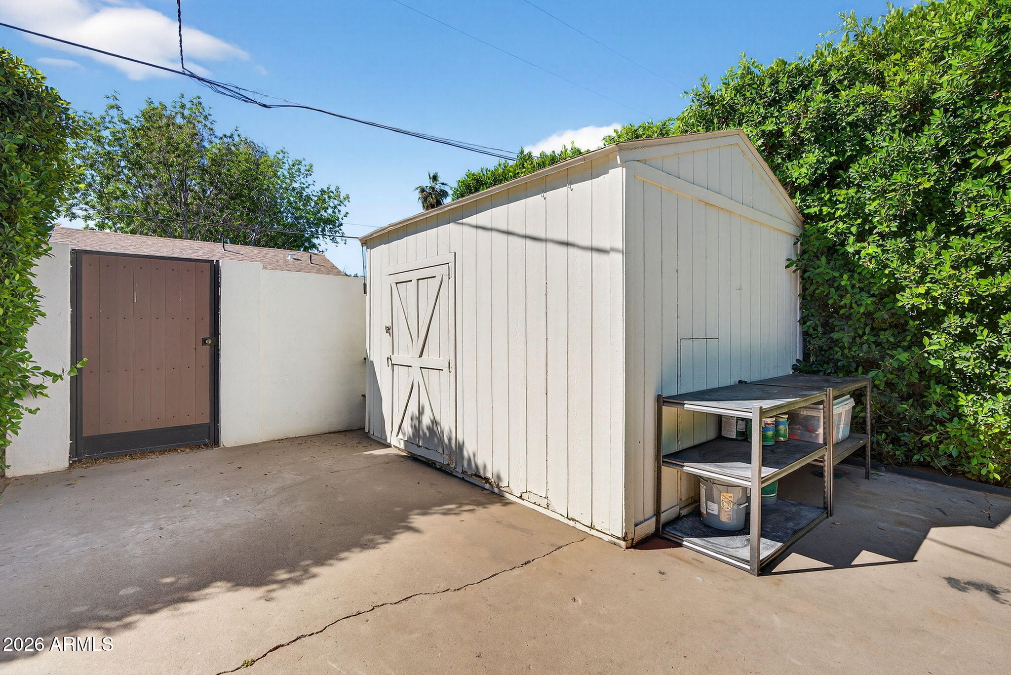 531 W STELLA Lane