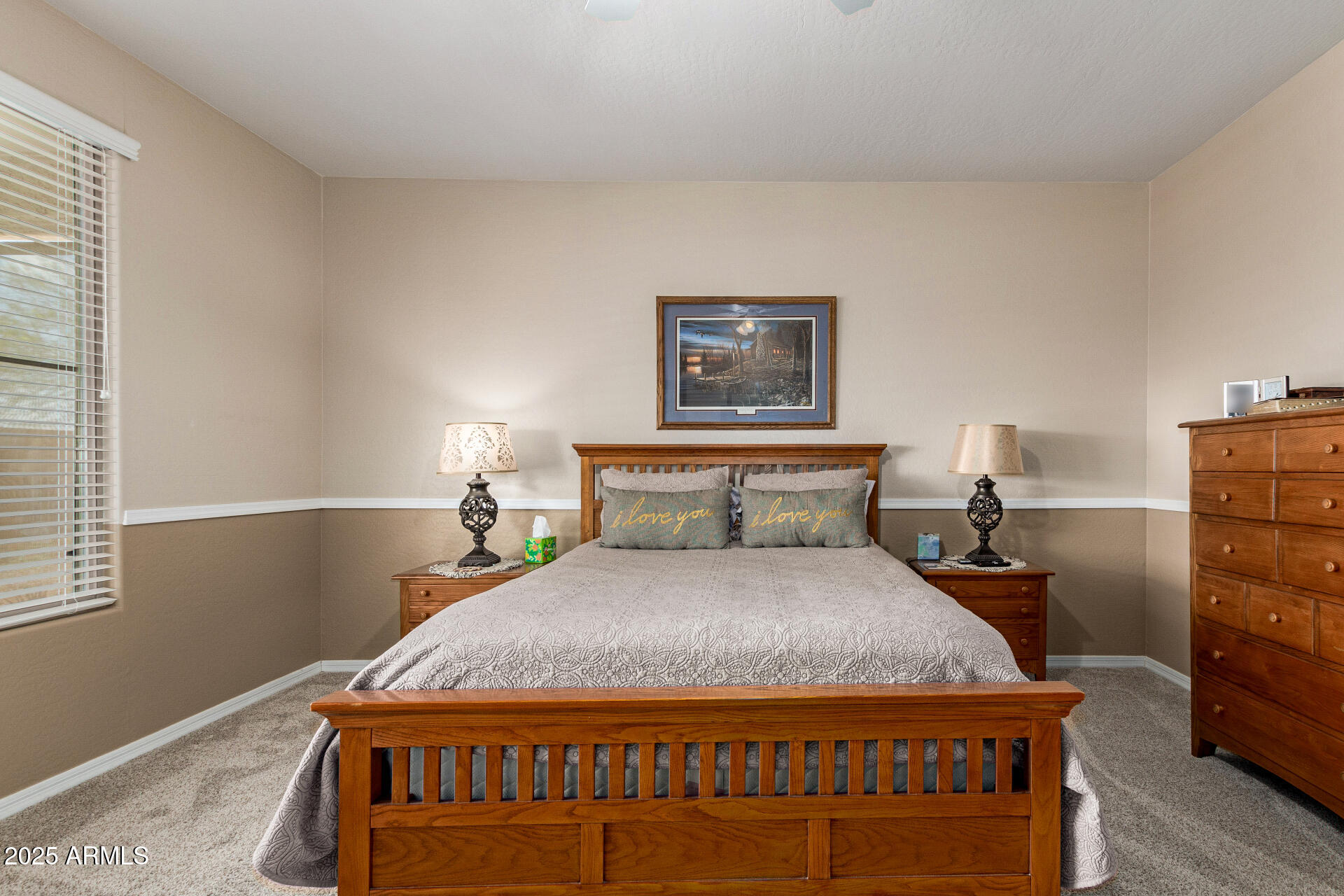 583 W BISMARK Street