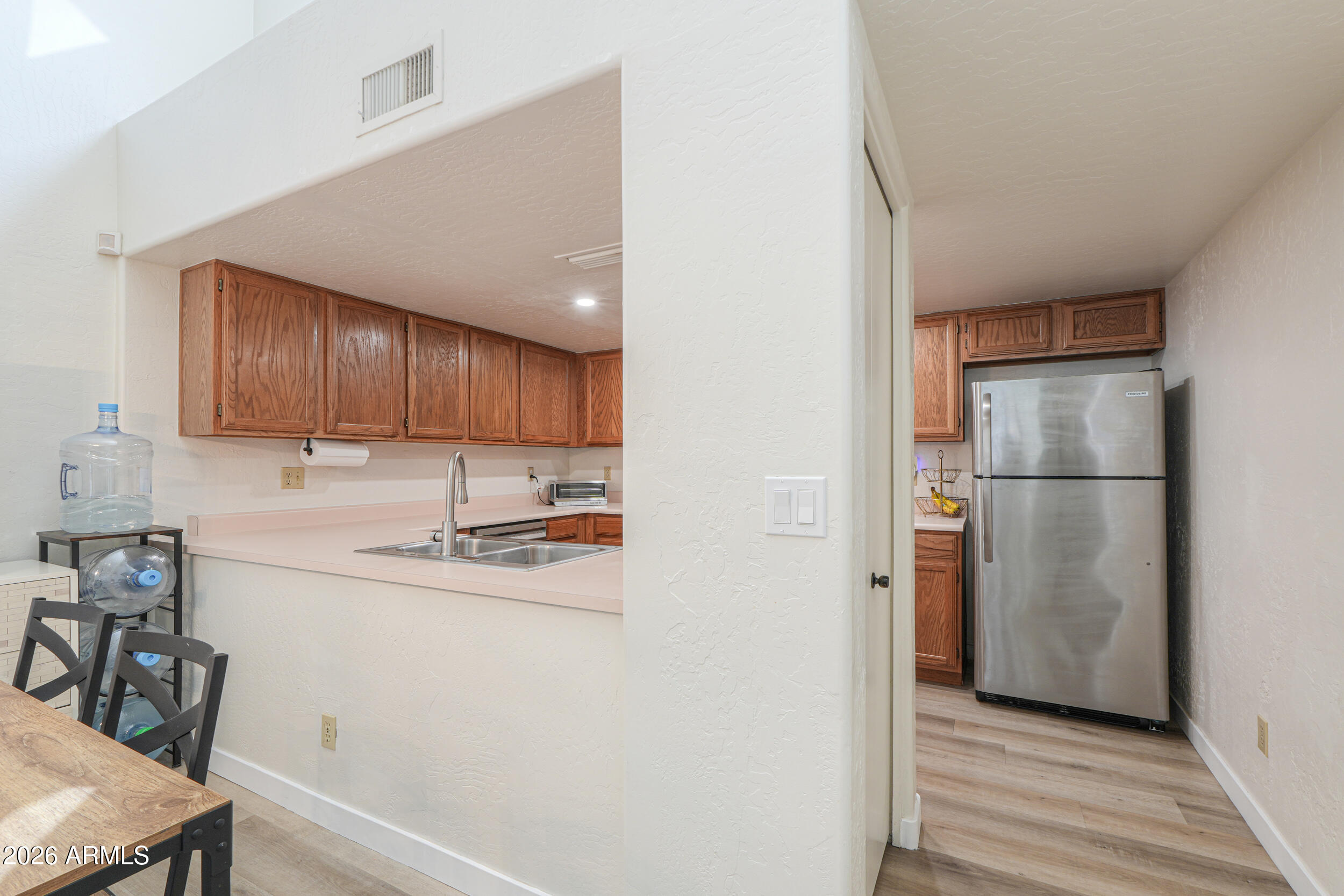 2100 W LEMON TREE Place 3