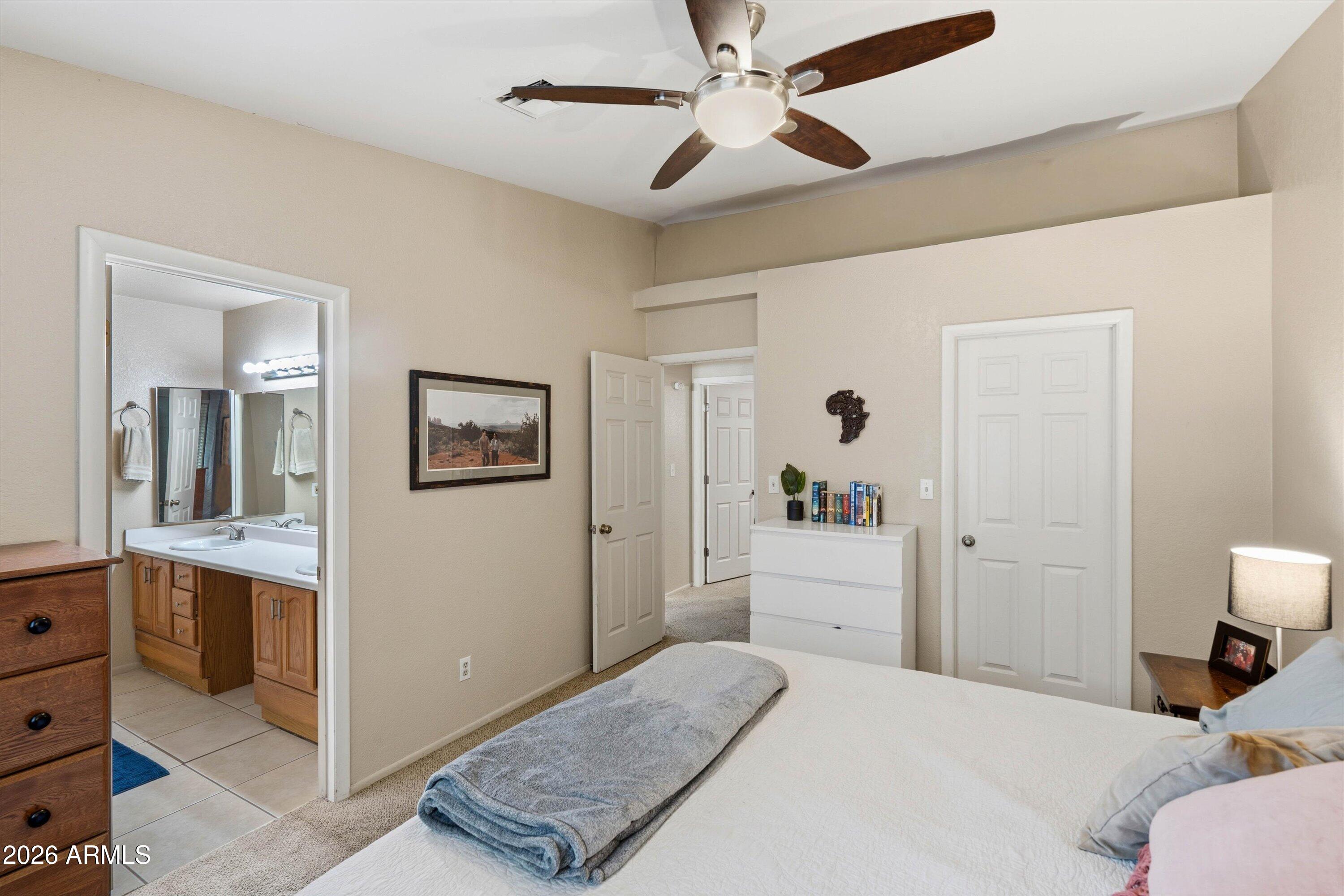 3133 E JOHN CABOT Drive