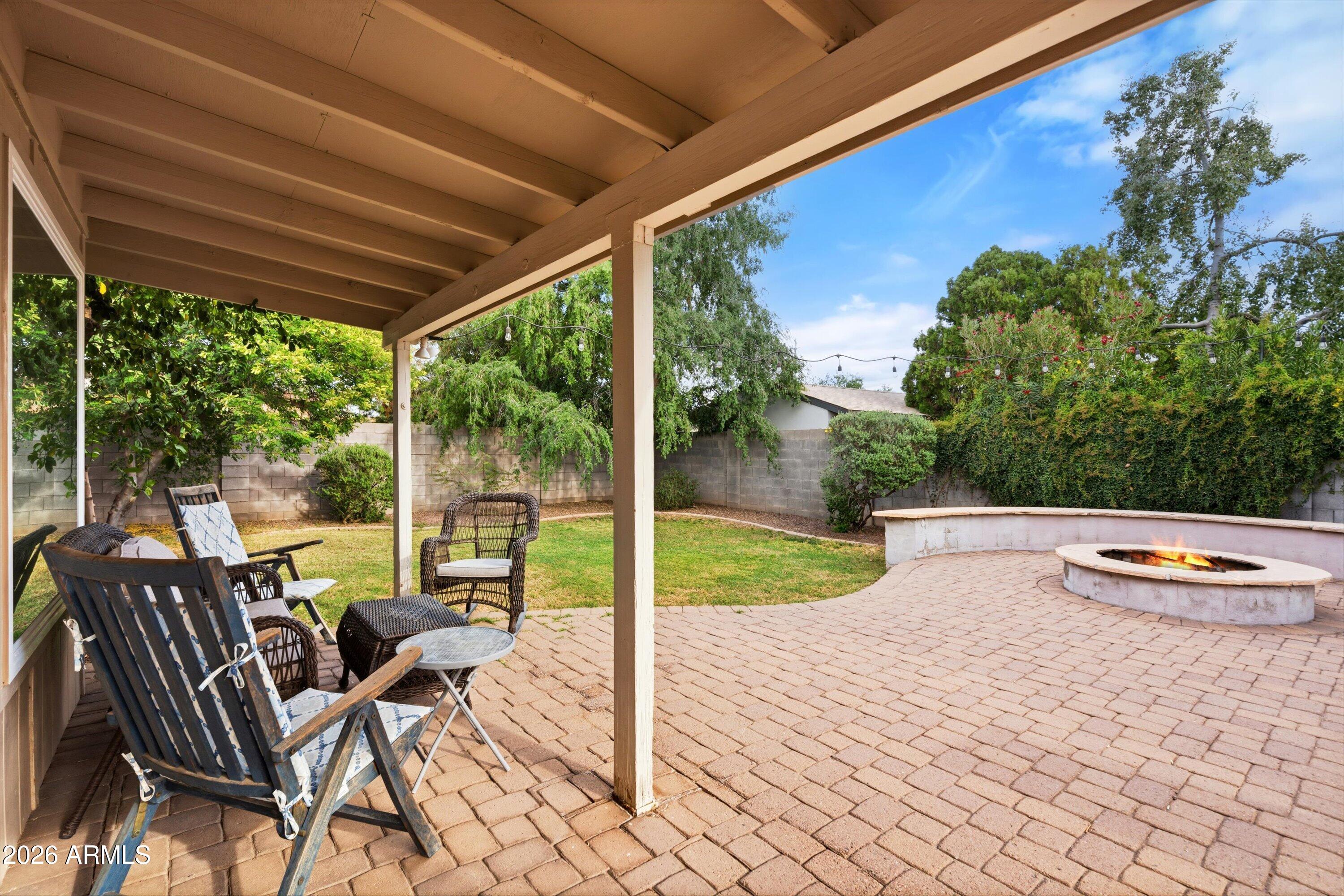 3133 E JOHN CABOT Drive